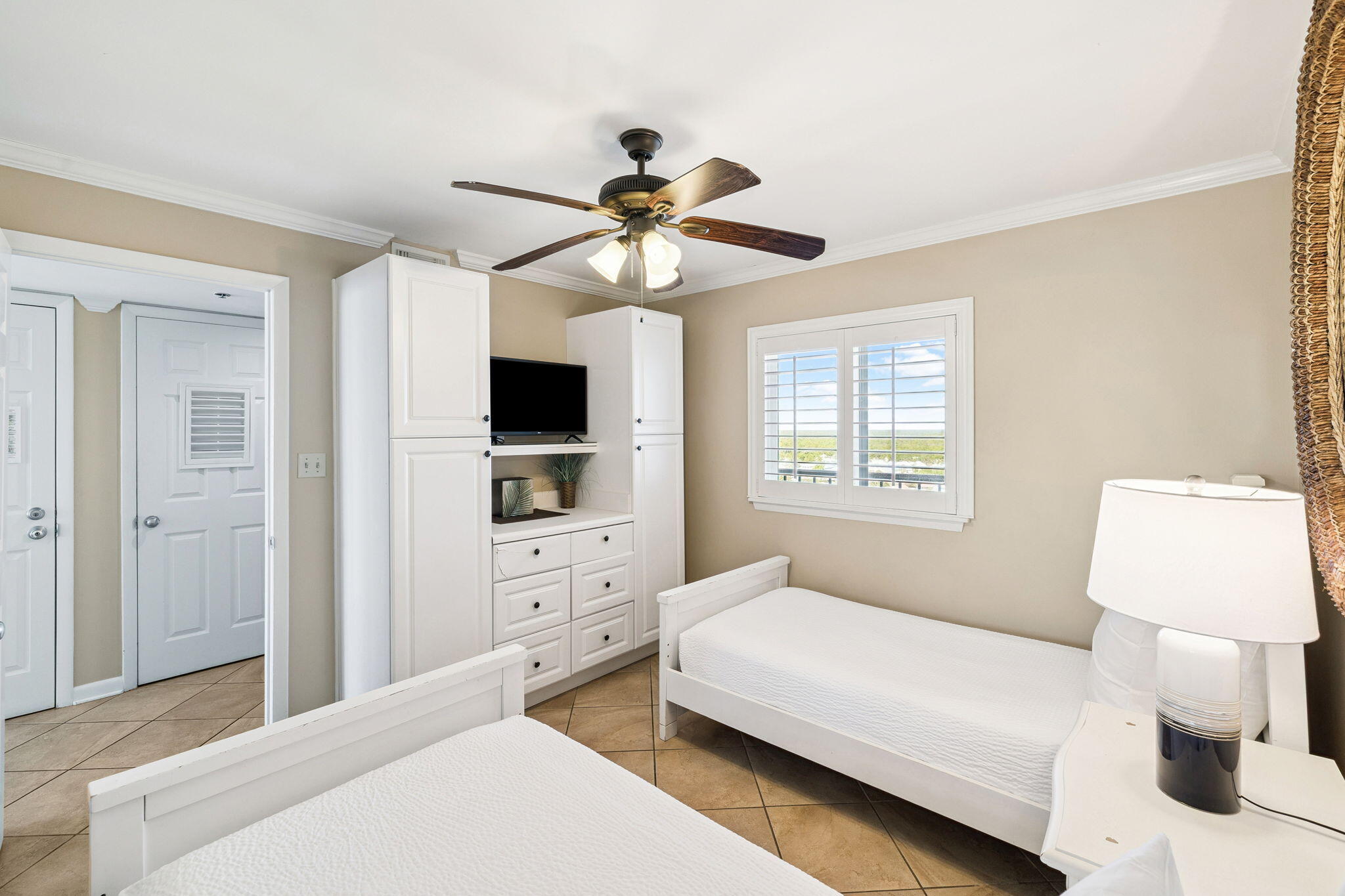 ONE SEAGROVE PLACE CONDO - Residential