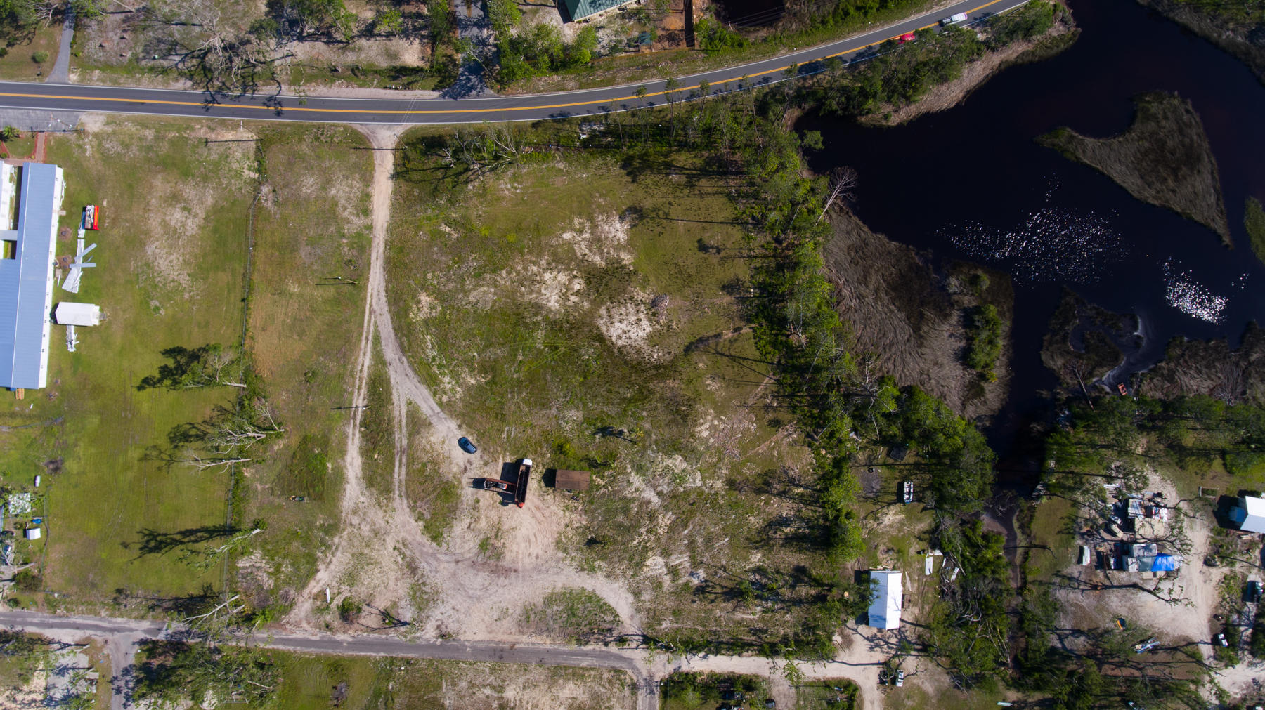 NO RECORDED PROJECT - Land