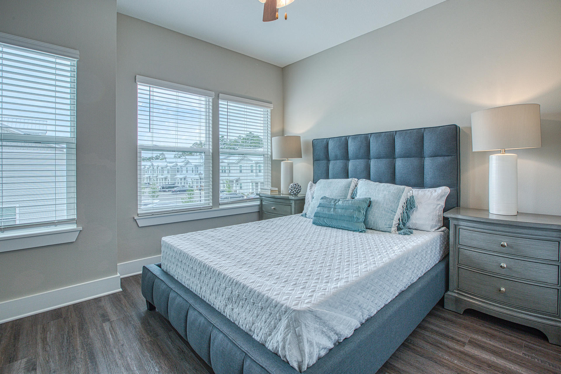 VERANDAS AT FREEPORT - Residential Lease