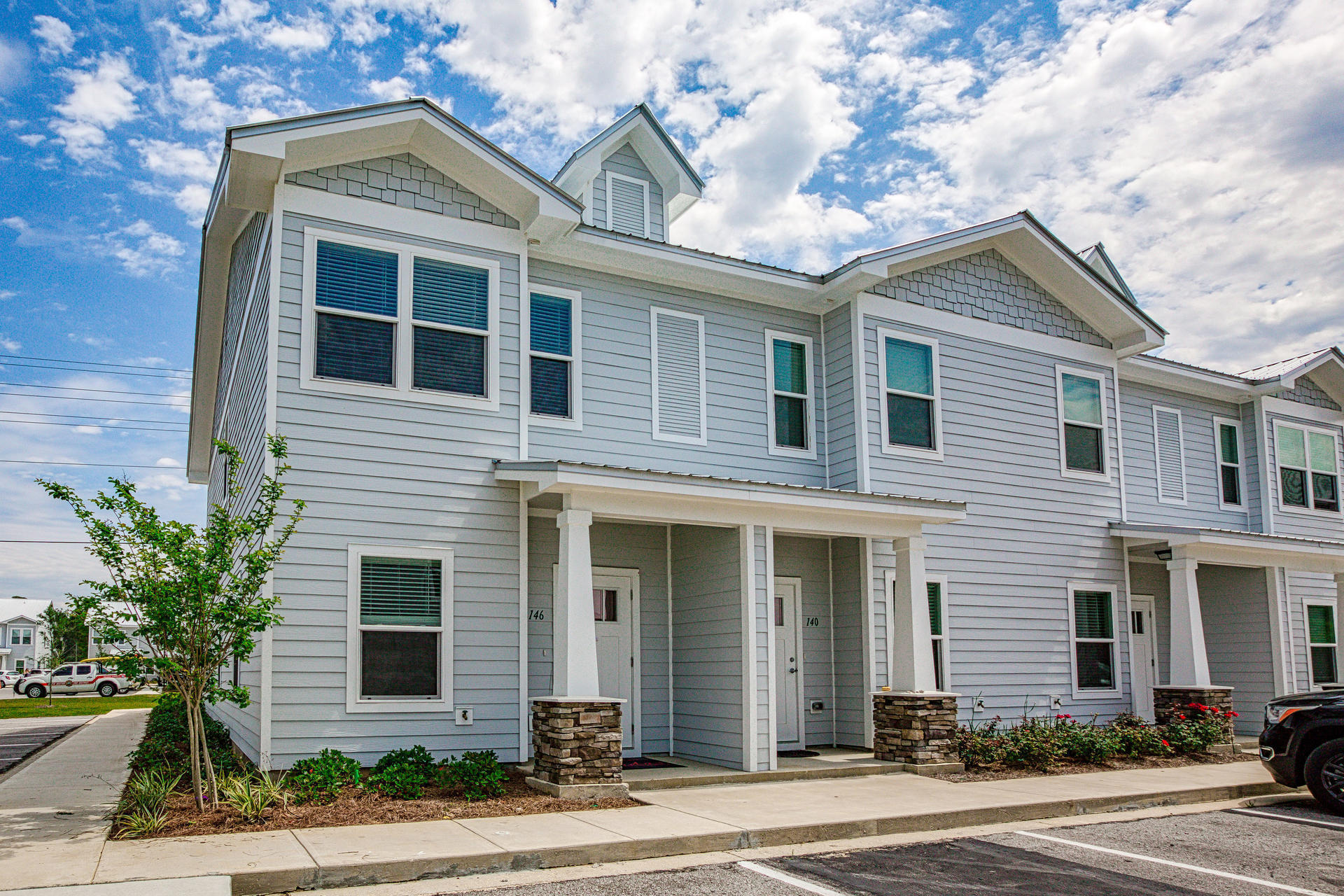 VERANDAS AT FREEPORT - Residential Lease
