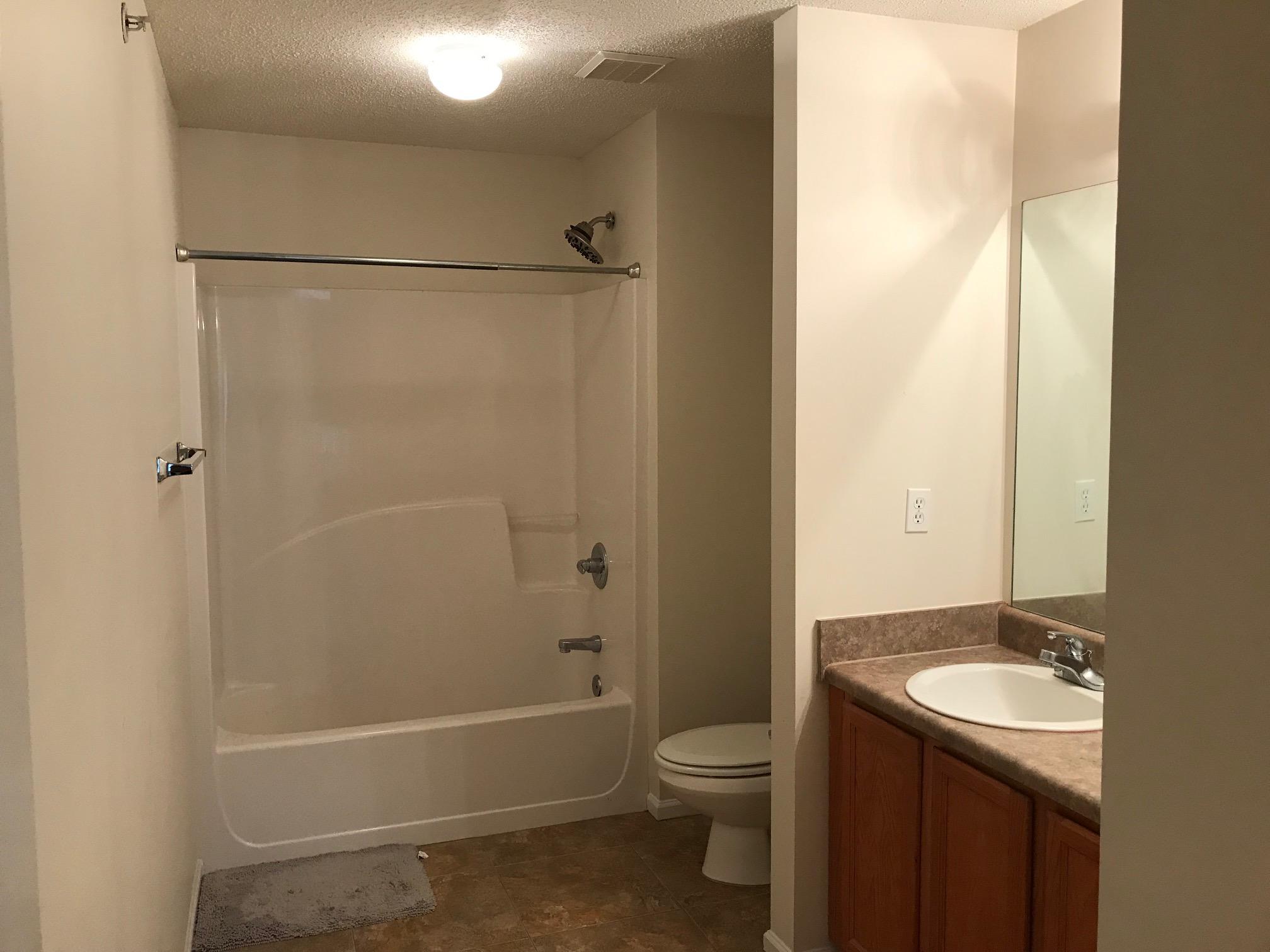 ROLLING PINES - Residential Lease