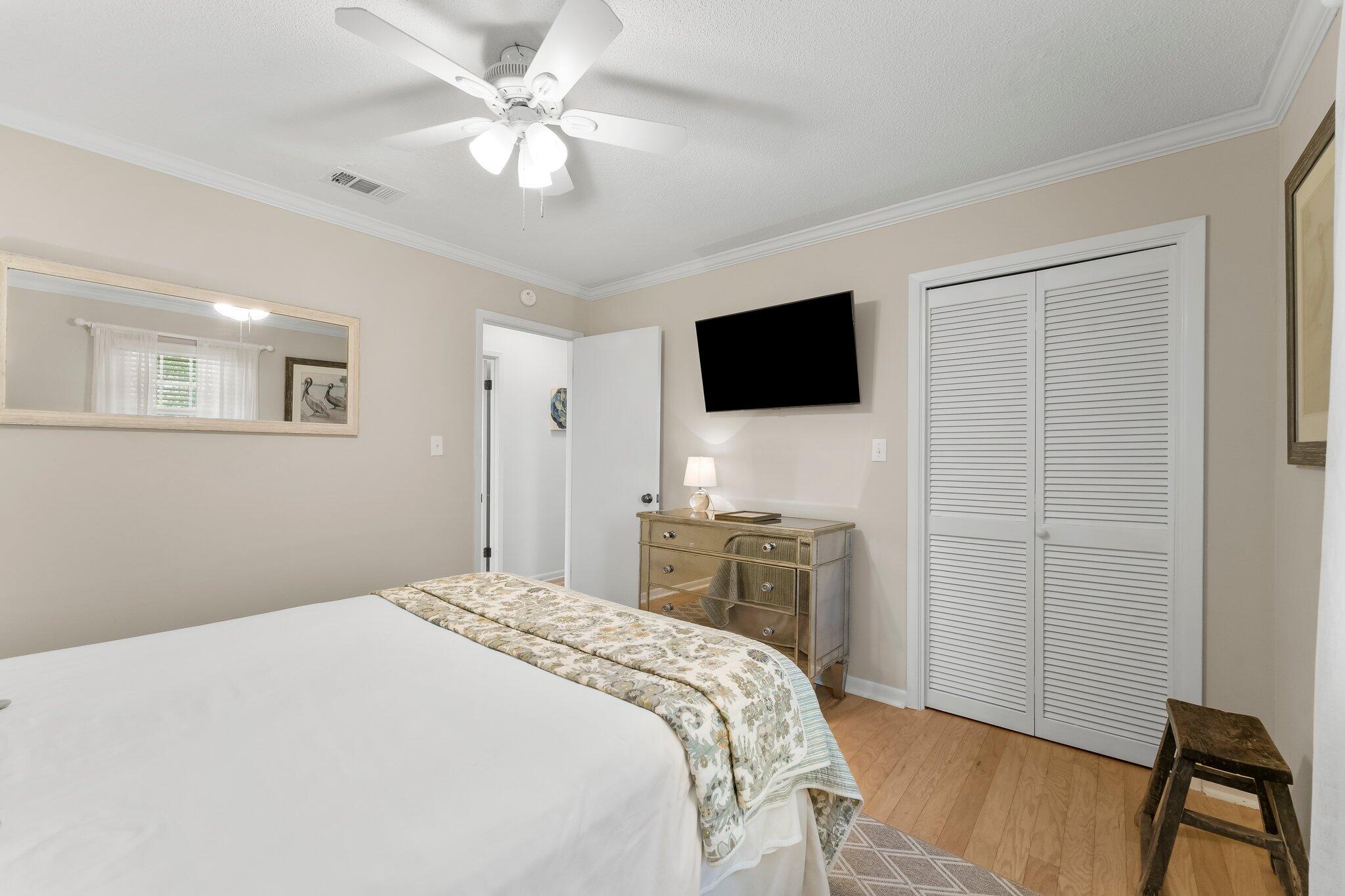 BEACH HIGHLAND 1ST ADD - Residential Lease