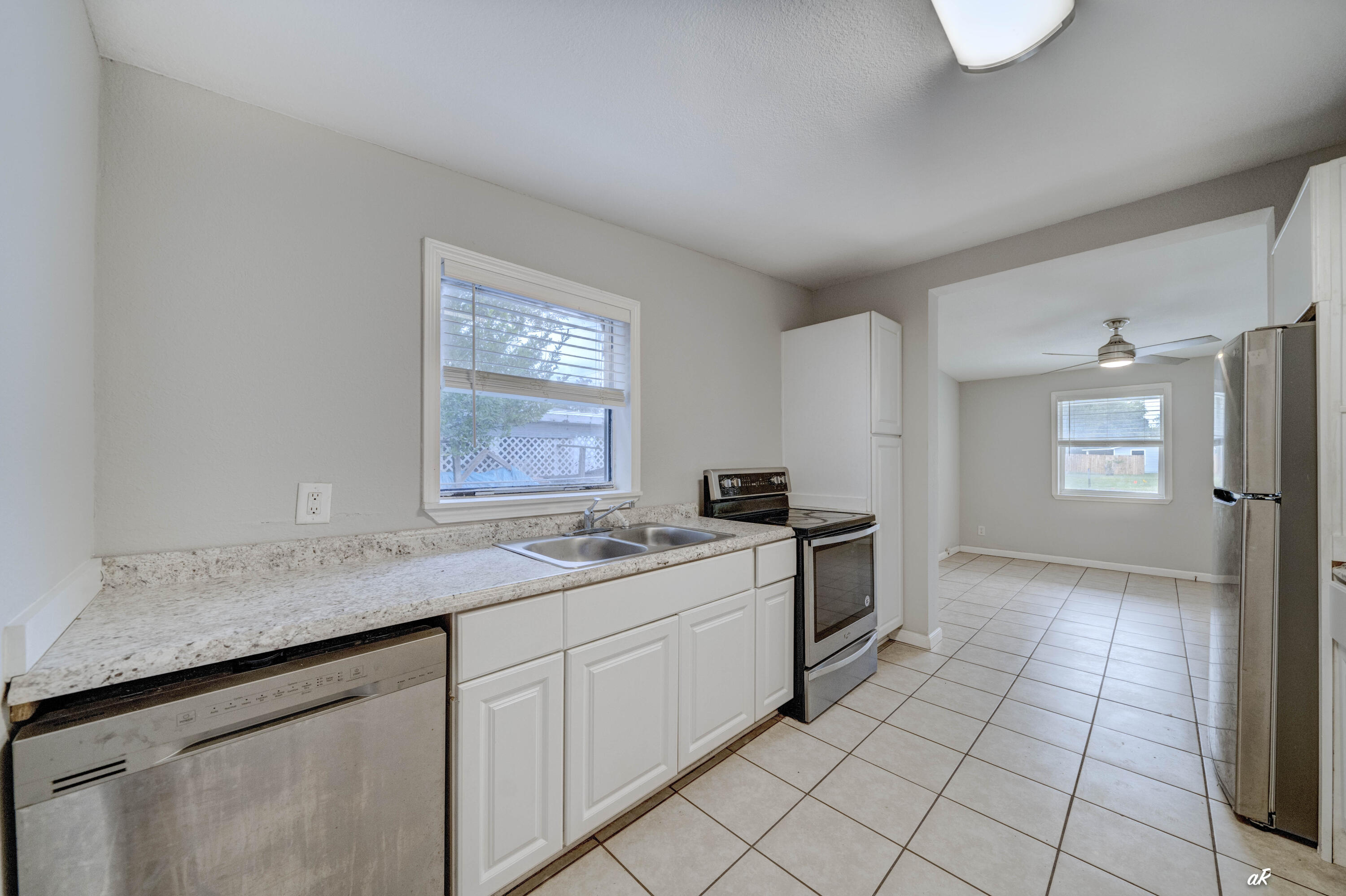 NO RECORDED SUBDIVISION - Residential