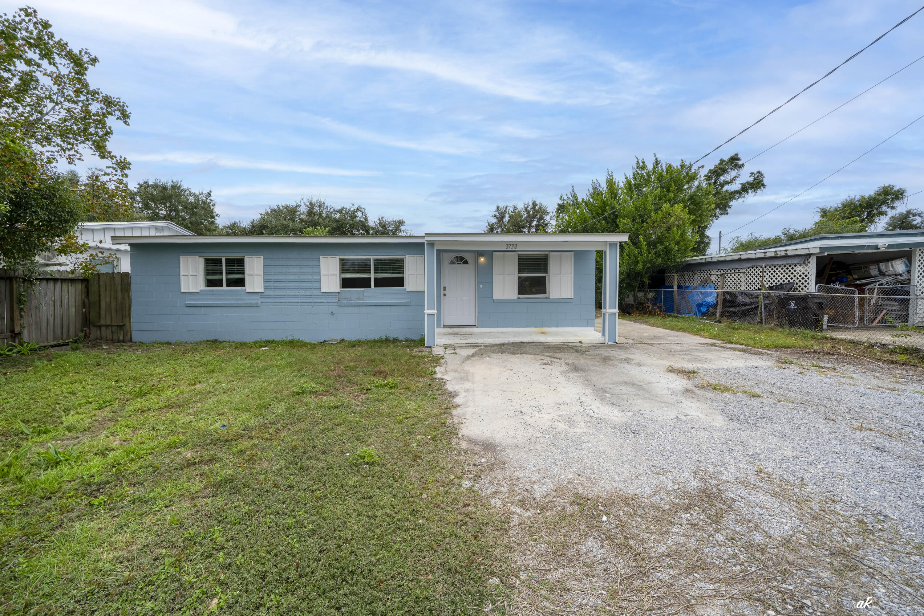 NO RECORDED SUBDIVISION - Residential