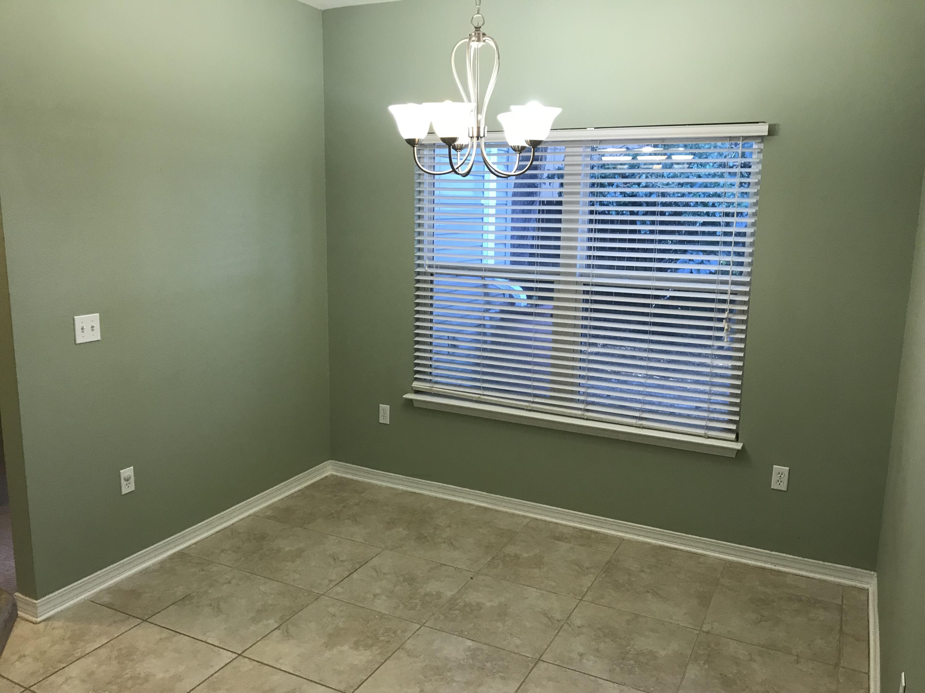HERITAGE MANOR - Residential Lease