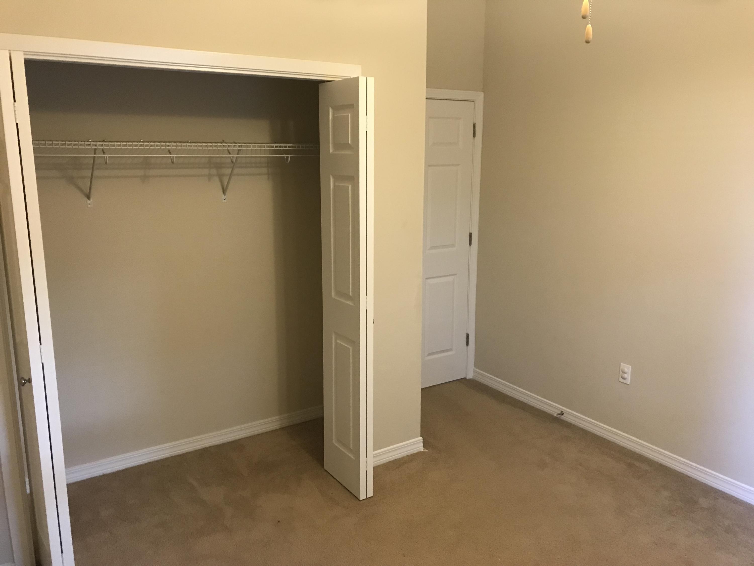 HERITAGE MANOR - Residential Lease