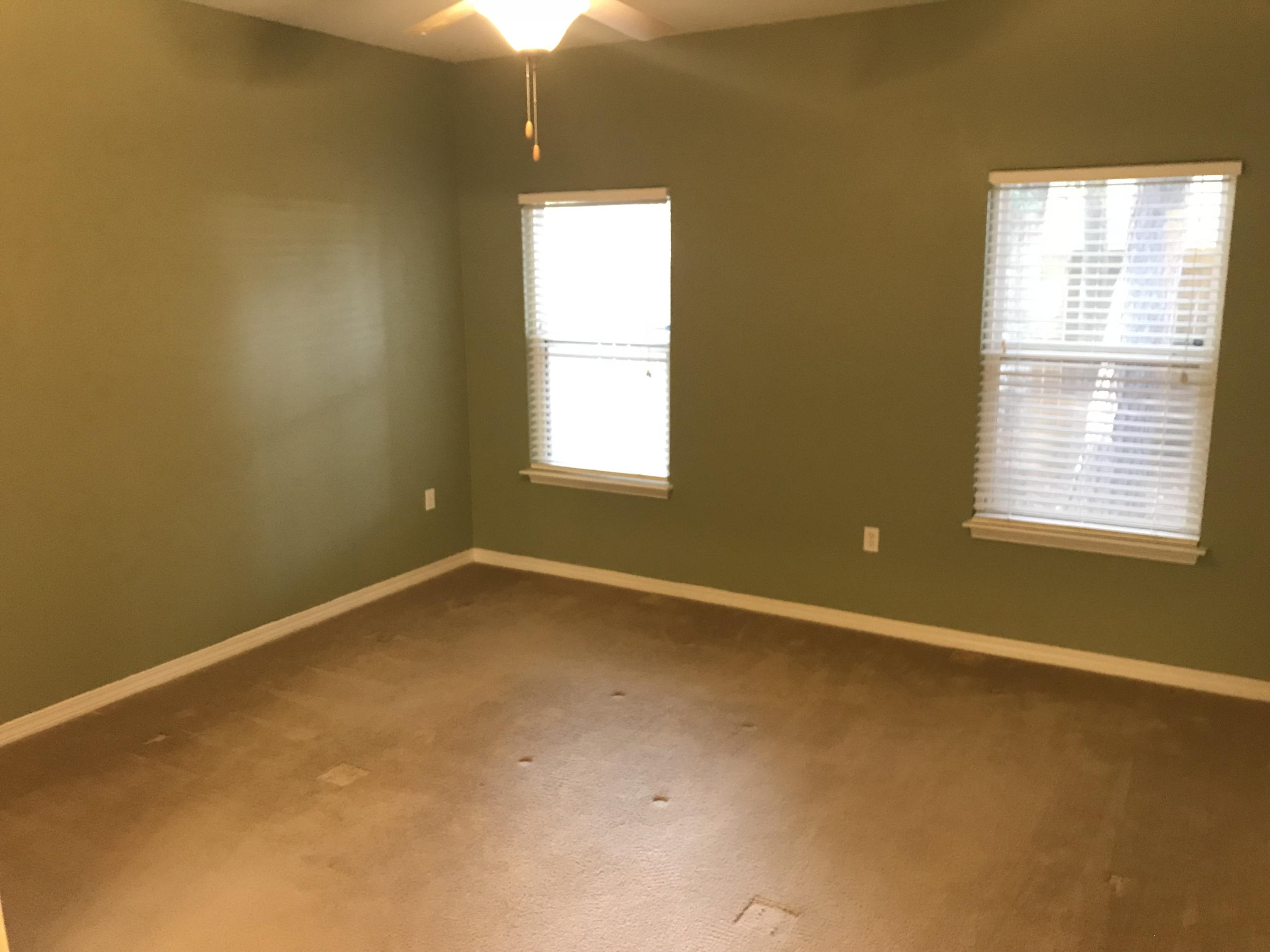 HERITAGE MANOR - Residential Lease