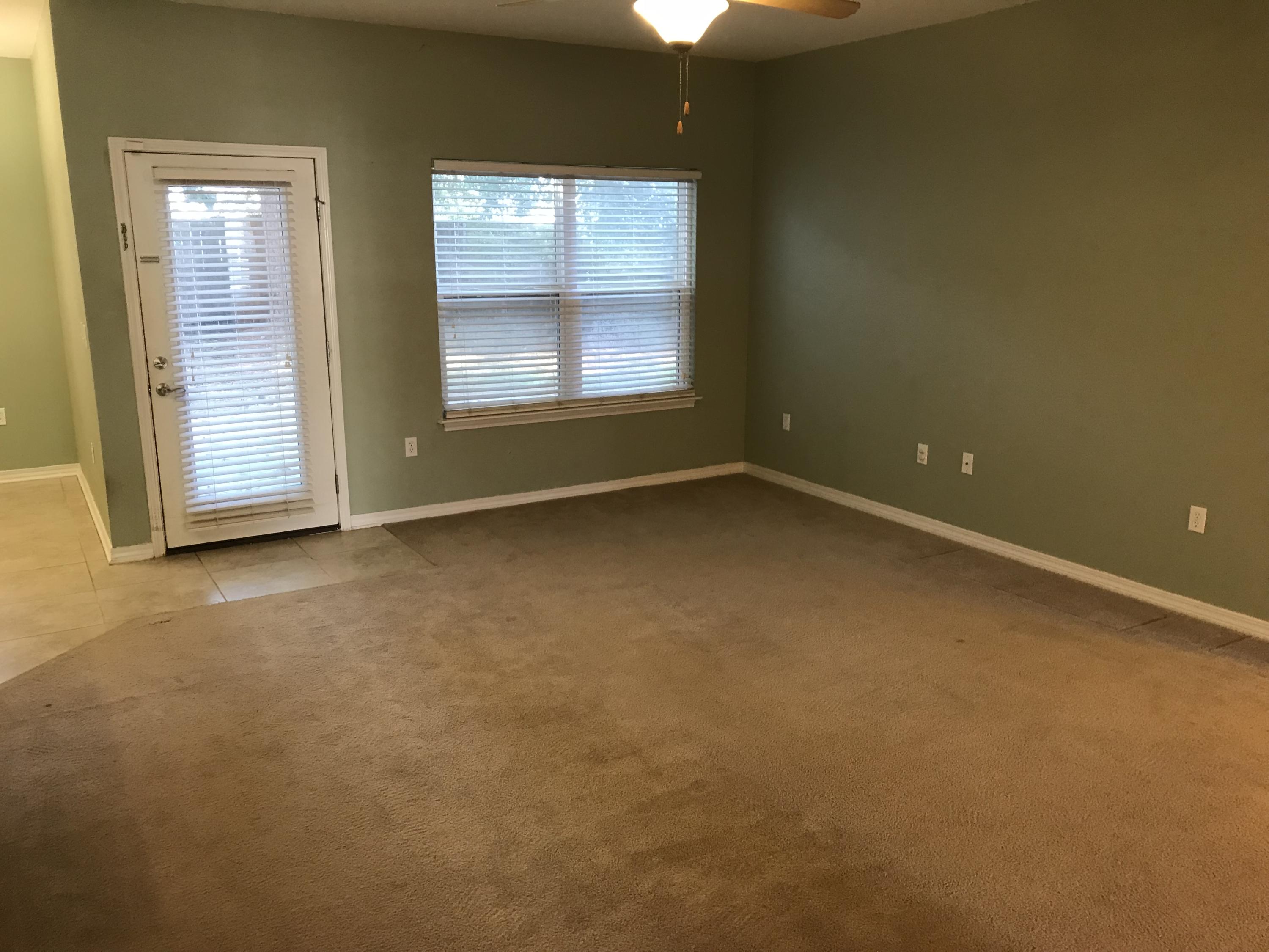 HERITAGE MANOR - Residential Lease