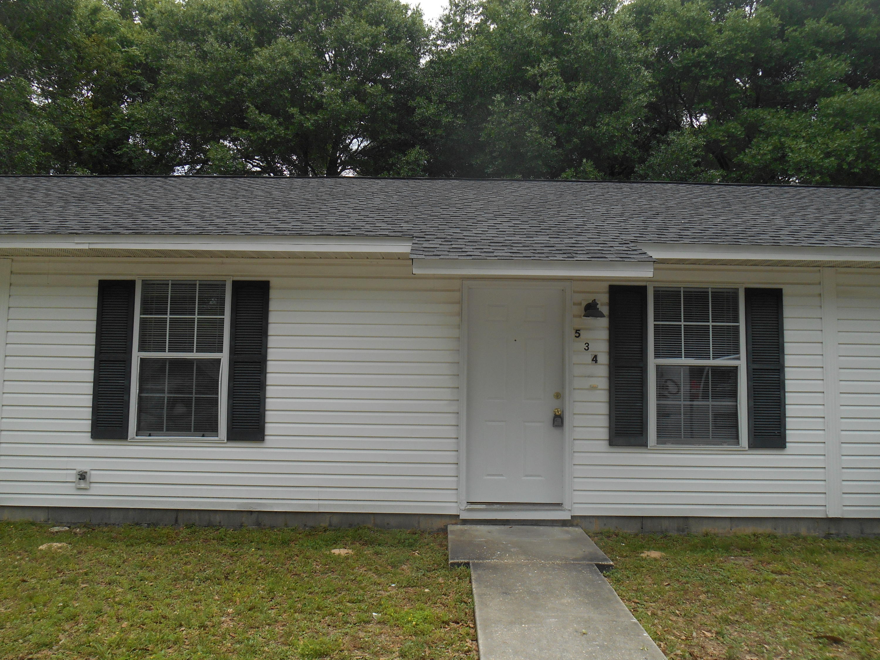 Available NOW! Don't wait this 2 bedroom apartment South of Hwy 90, will not last long. This nice apartment includes a good sized kitchen with laundry room, good sized living room, 2 bedrooms and 1 bath. Newly painted. Absolutely NO PETS allowed. Please call for appoint to view this unit.
