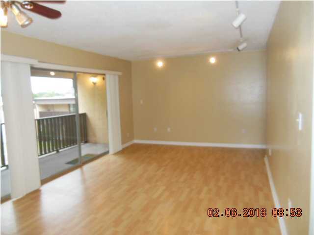 SPANISH VILLAS CONDO - Residential Lease