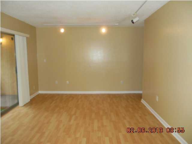 SPANISH VILLAS CONDO - Residential Lease