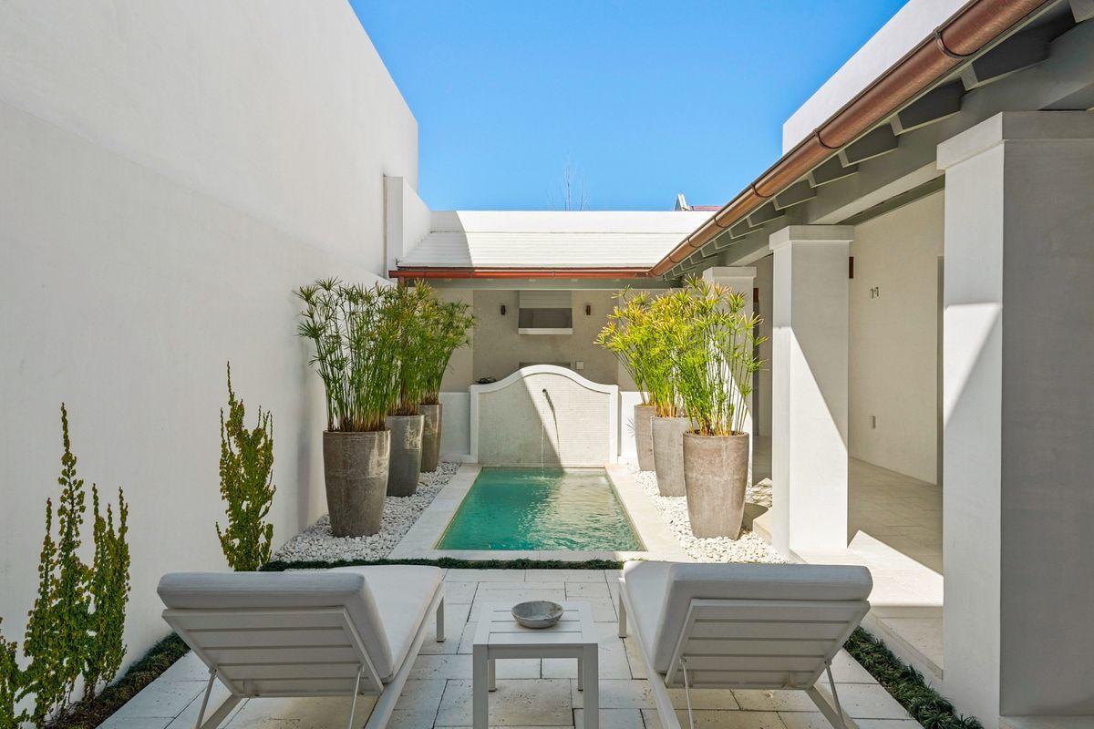 ALYS BEACH - Residential
