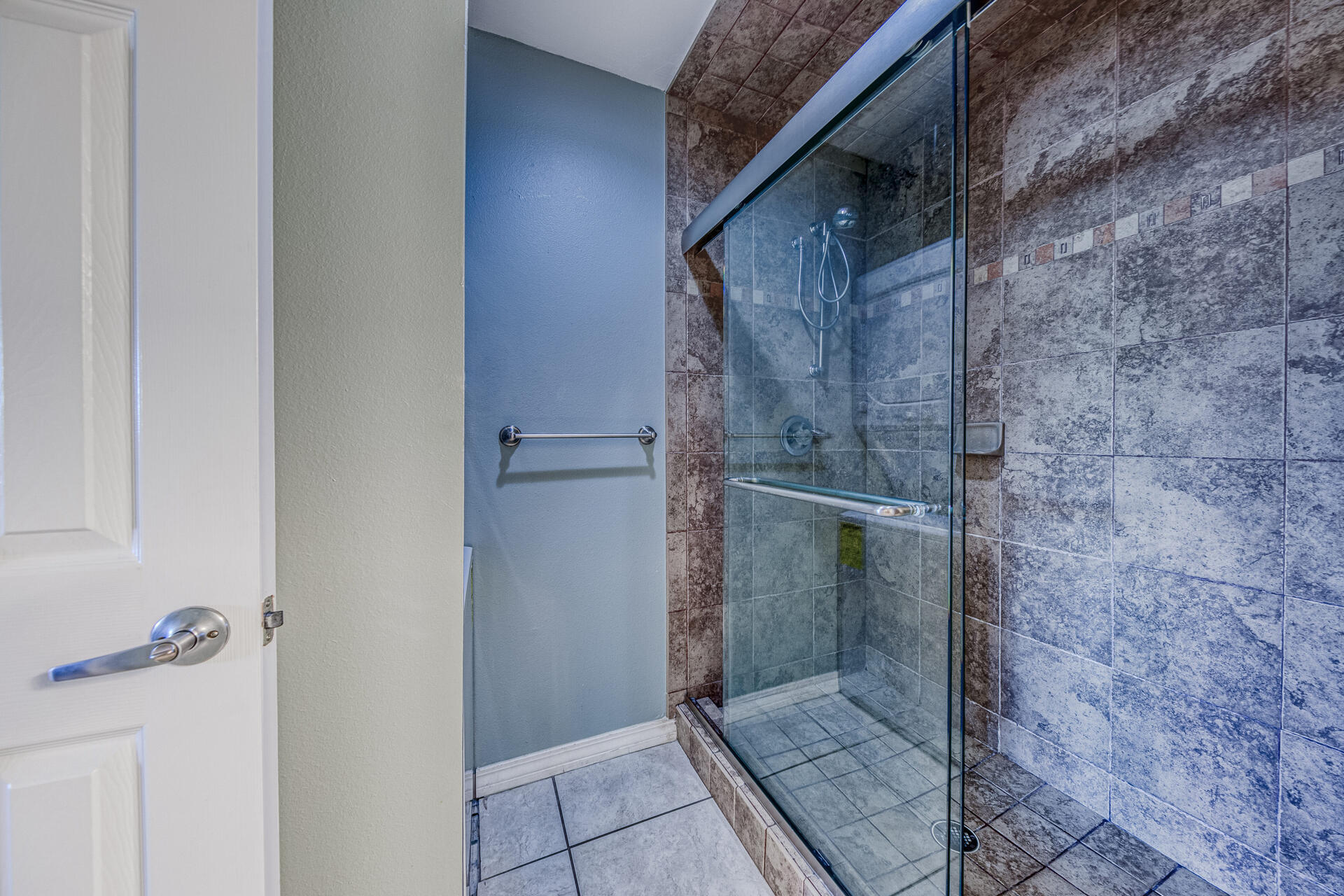 CRYSTAL SANDS CONDO - Residential