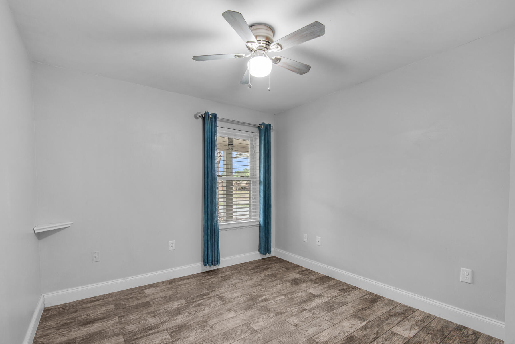 TIMBERLAKE ESTATES - Residential Lease