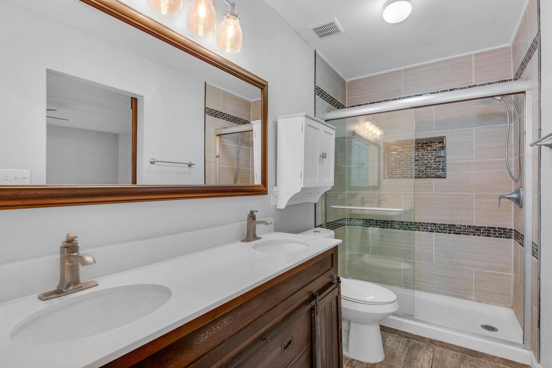 TIMBERLAKE ESTATES - Residential Lease