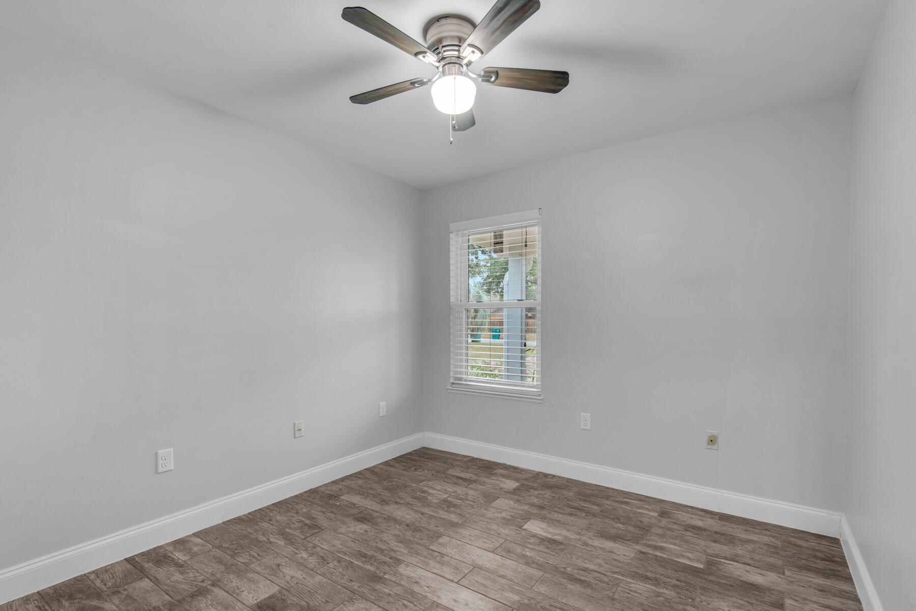 TIMBERLAKE ESTATES - Residential Lease