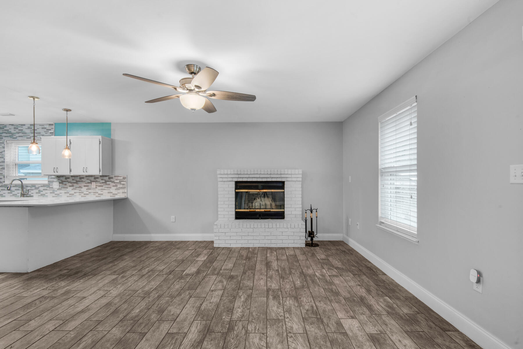 TIMBERLAKE ESTATES - Residential Lease