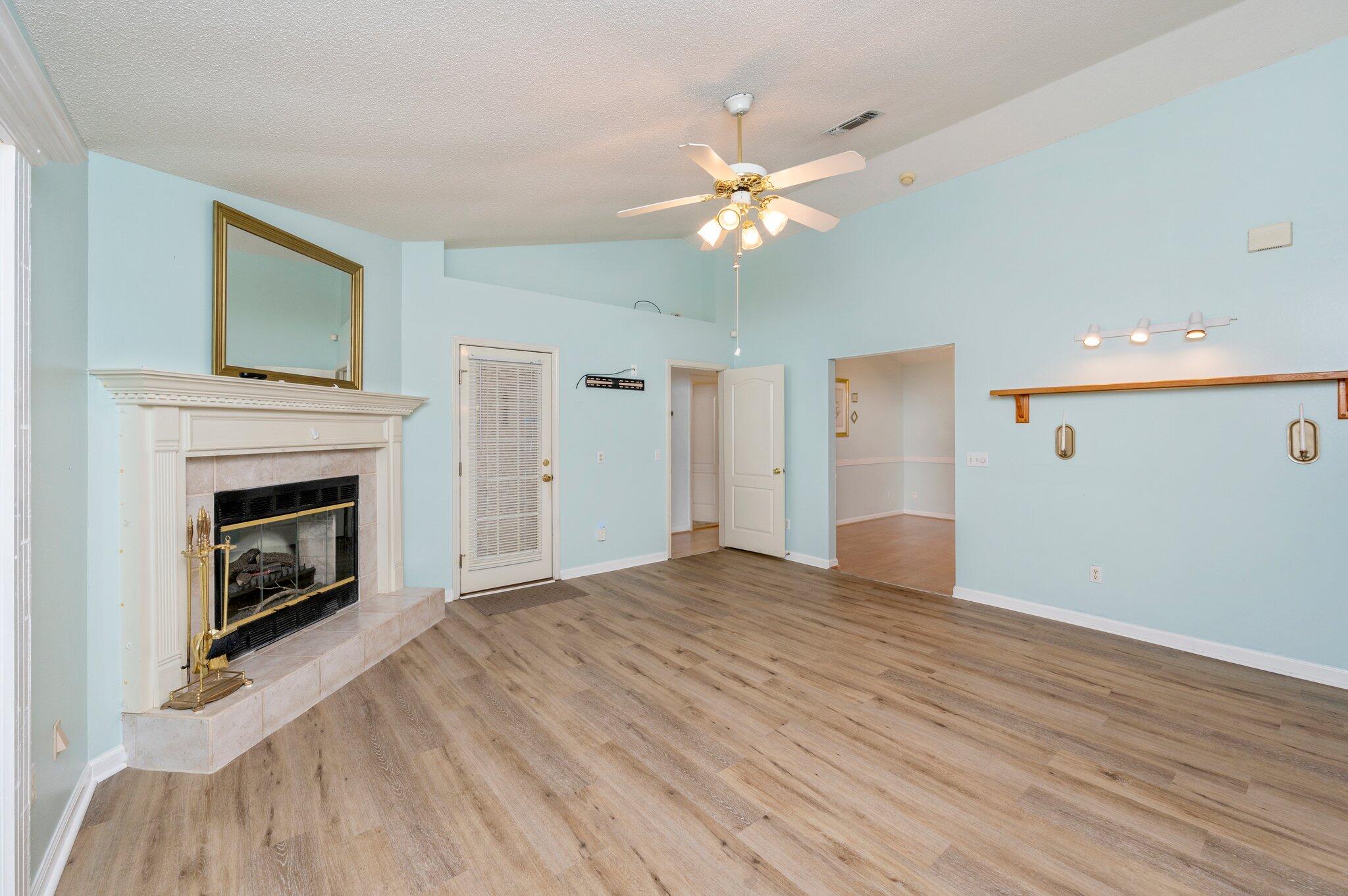 MORGAN RIDGE - Residential