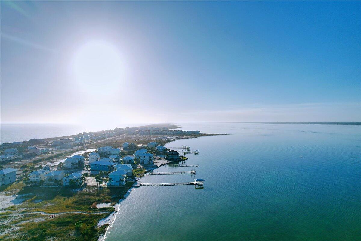 LOT 1 BLK 43 NAVARRE BEACH RESSEC 1 OR 3767 PG 1976 ESC CNTY - Land