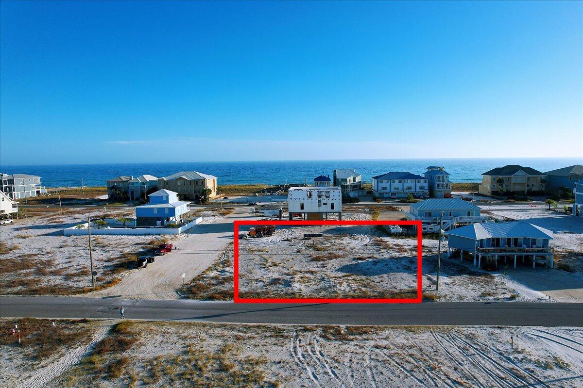 LOT 1 BLK 43 NAVARRE BEACH RESSEC 1 OR 3767 PG 1976 ESC CNTY - Land