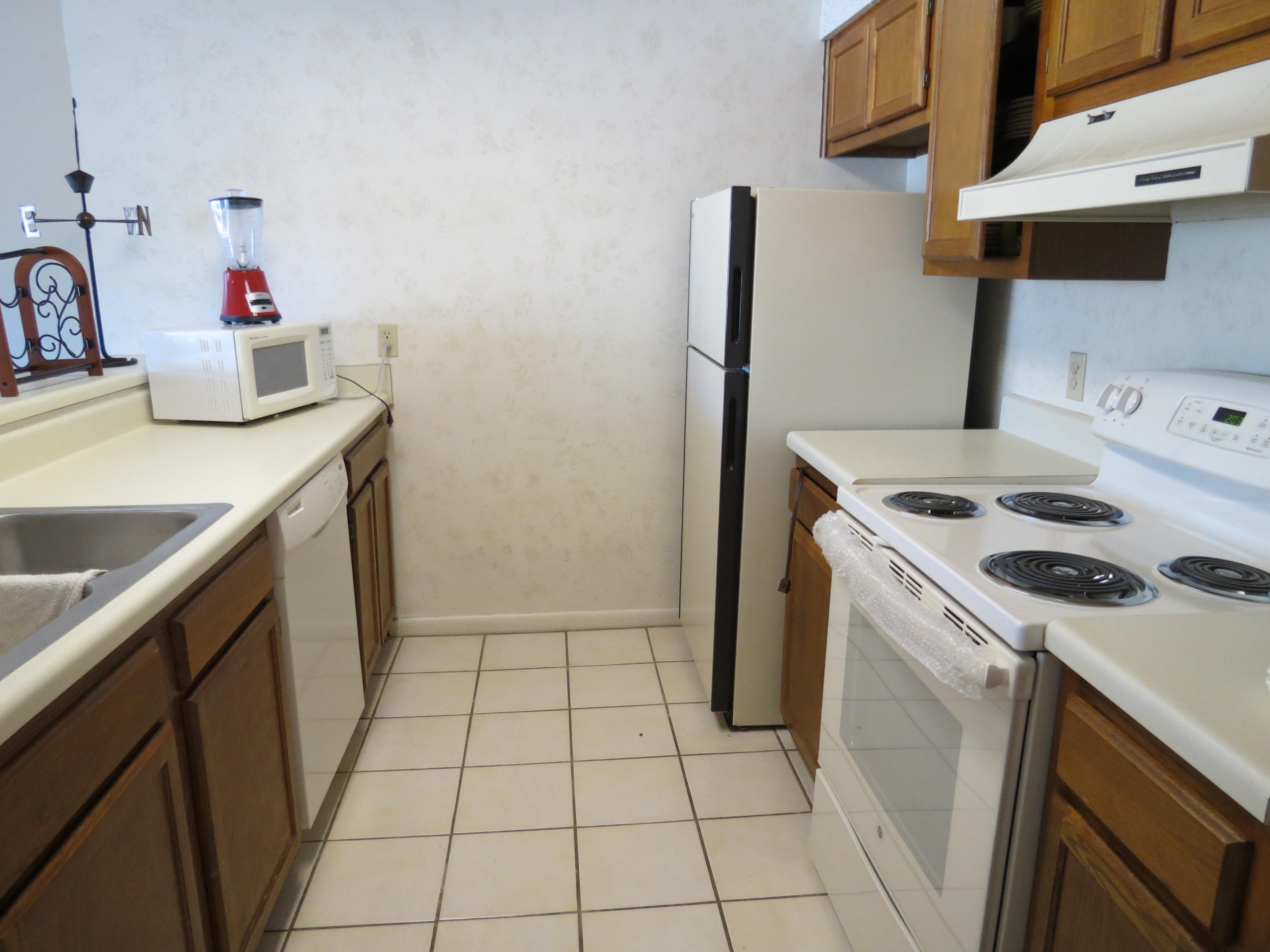 MARINA VILLAS CONDO AT BLUEWATER BAY - Residential Lease