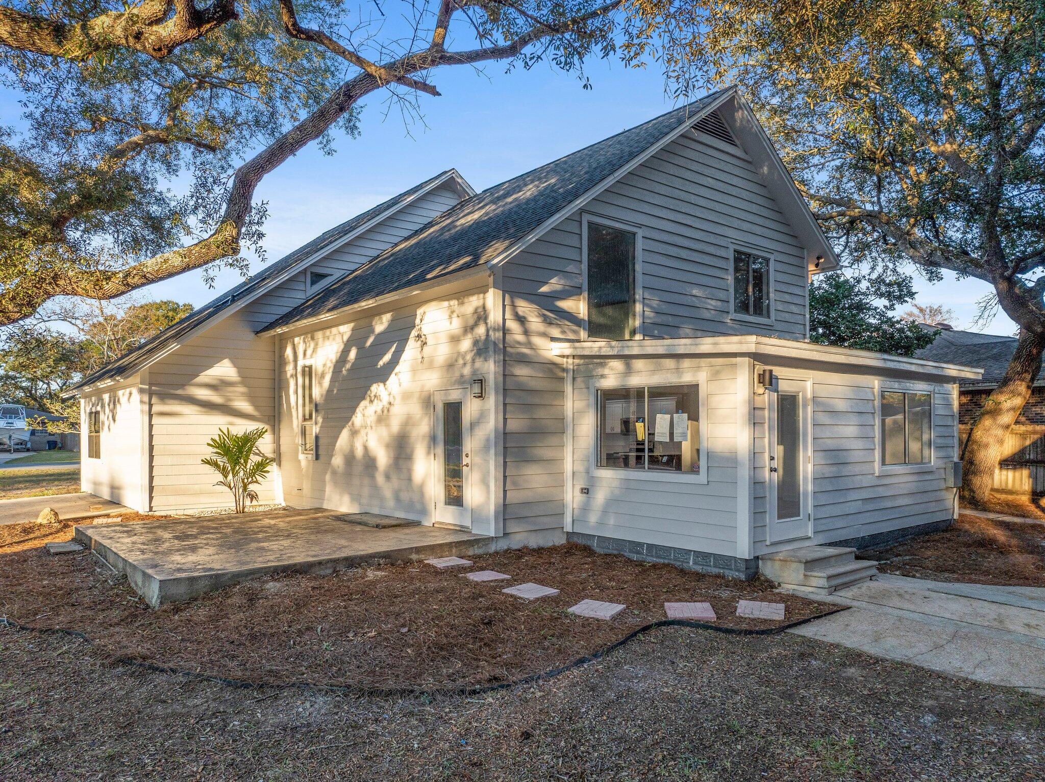 BAYOU POQUITO ETC (232201.00) - Residential