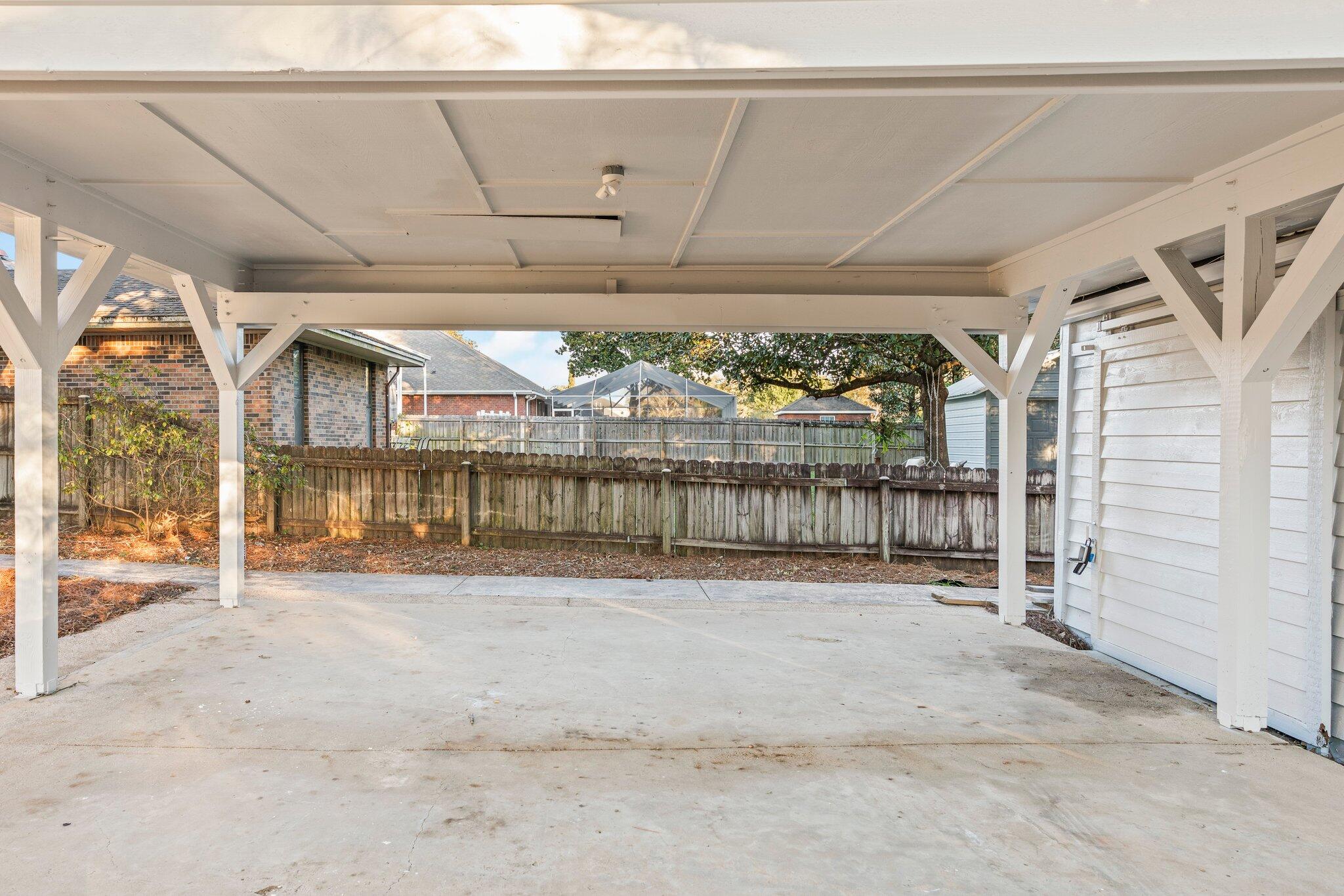 BAYOU POQUITO ETC (232201.00) - Residential