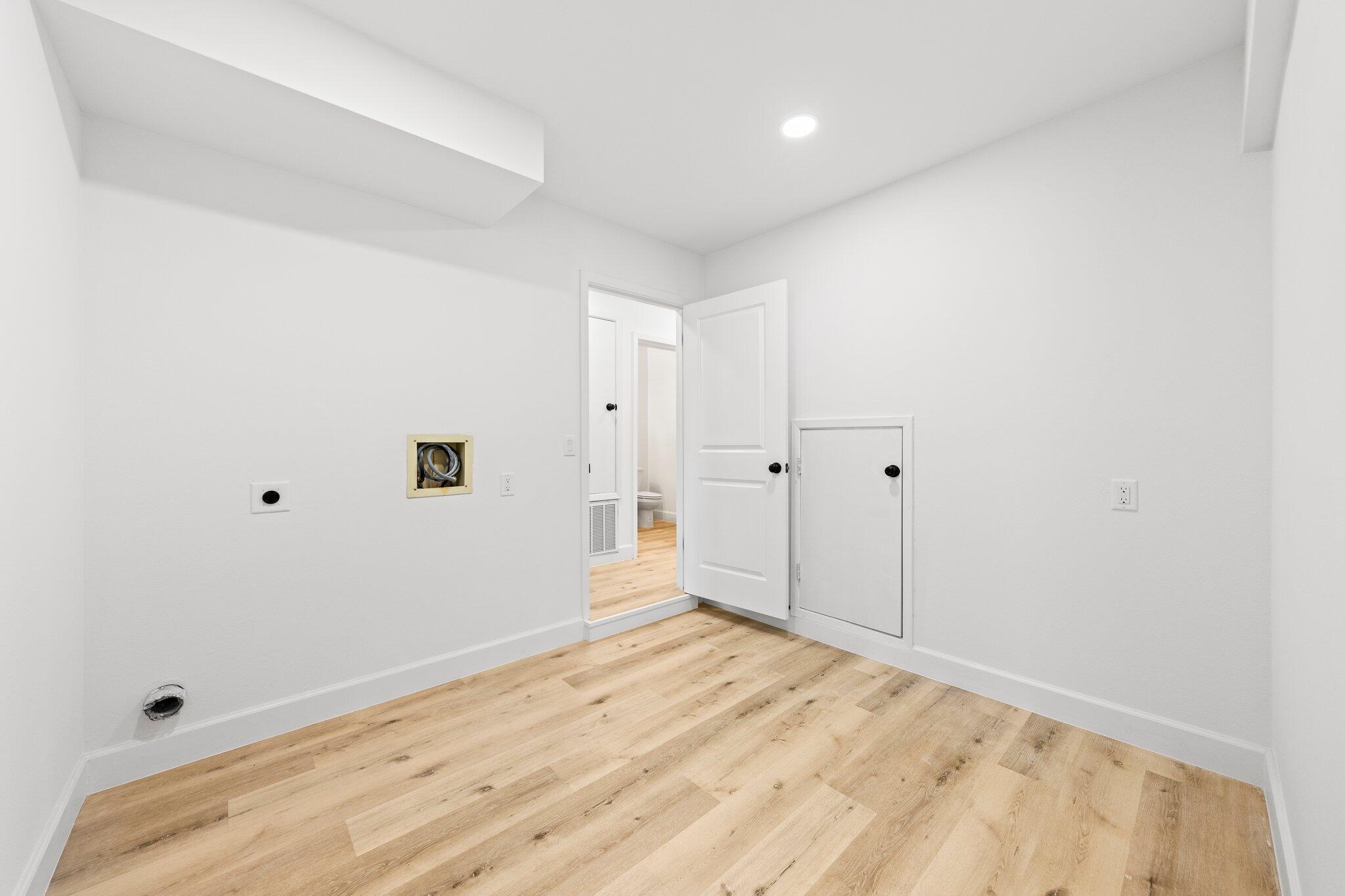 BAYOU POQUITO ETC (232201.00) - Residential