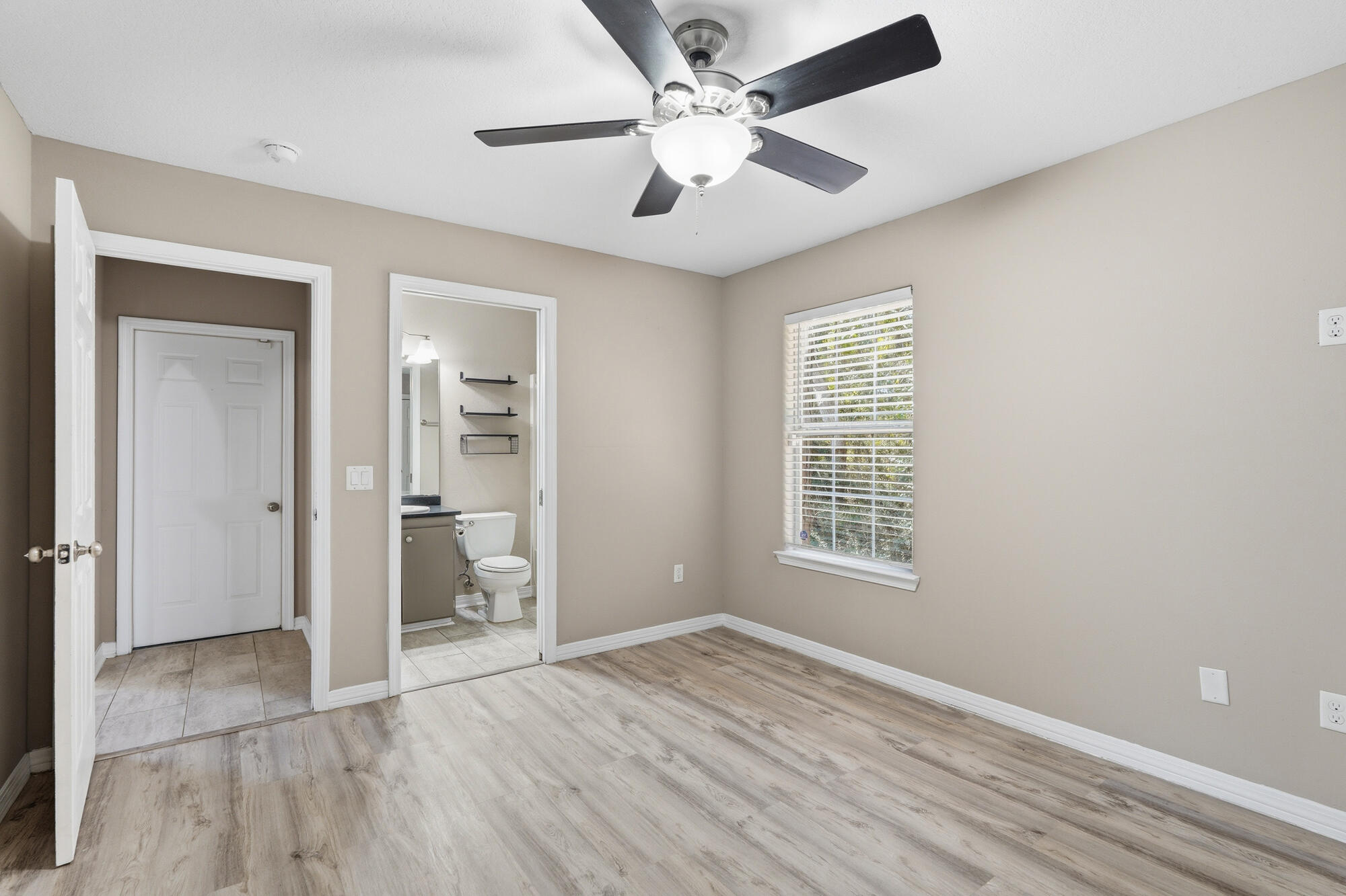 NAVARRE S/D 2ND ADDN - Residential