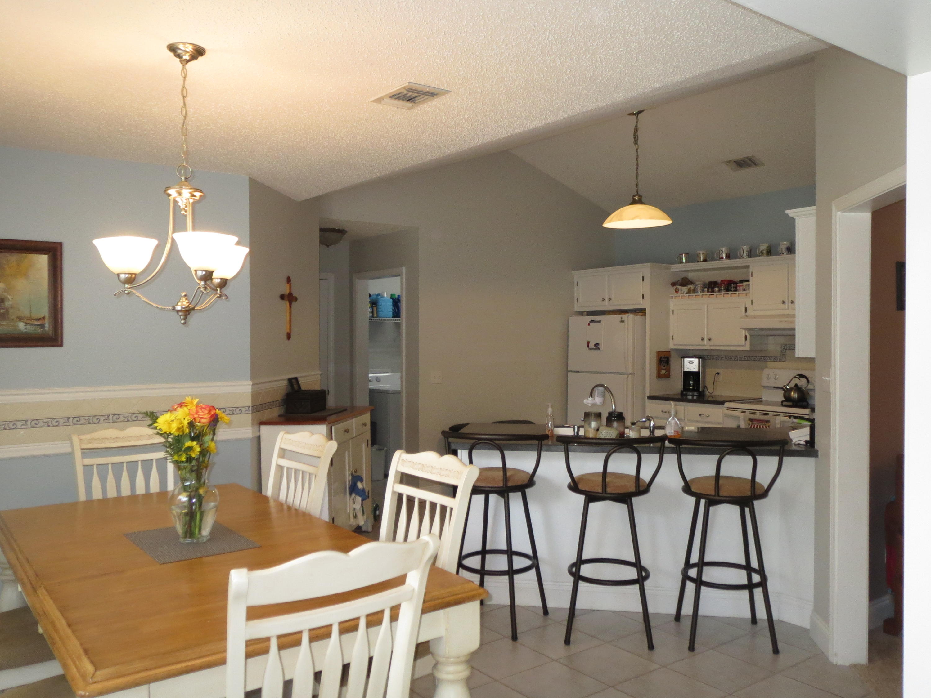 HOLLEY BY THE SEA - Residential