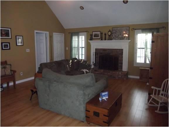 BRITTANY WOODS S/D - Residential Lease