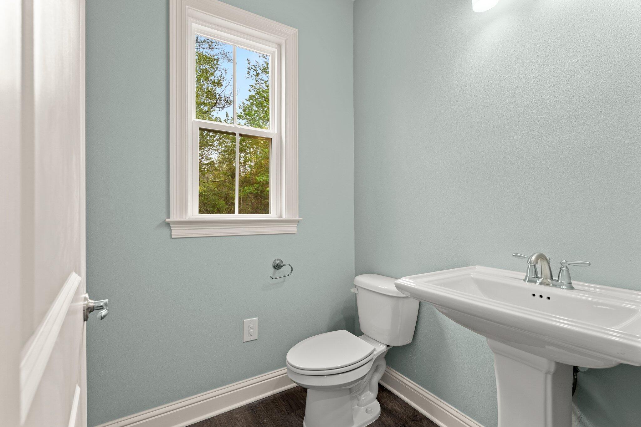 LAUREL OAKS S/D - Residential Lease