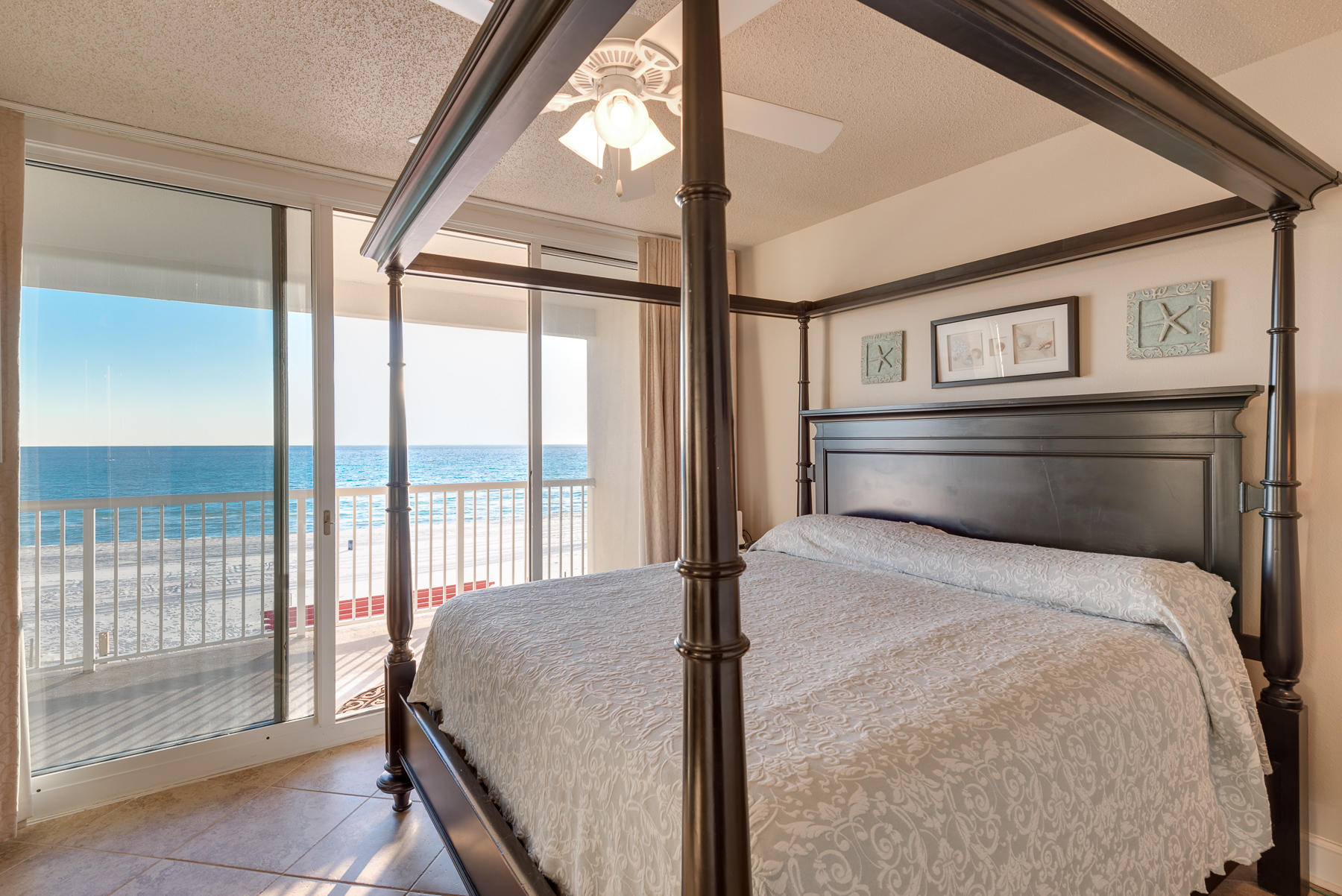 MAJESTIC BEACH TOWERS I - Residential
