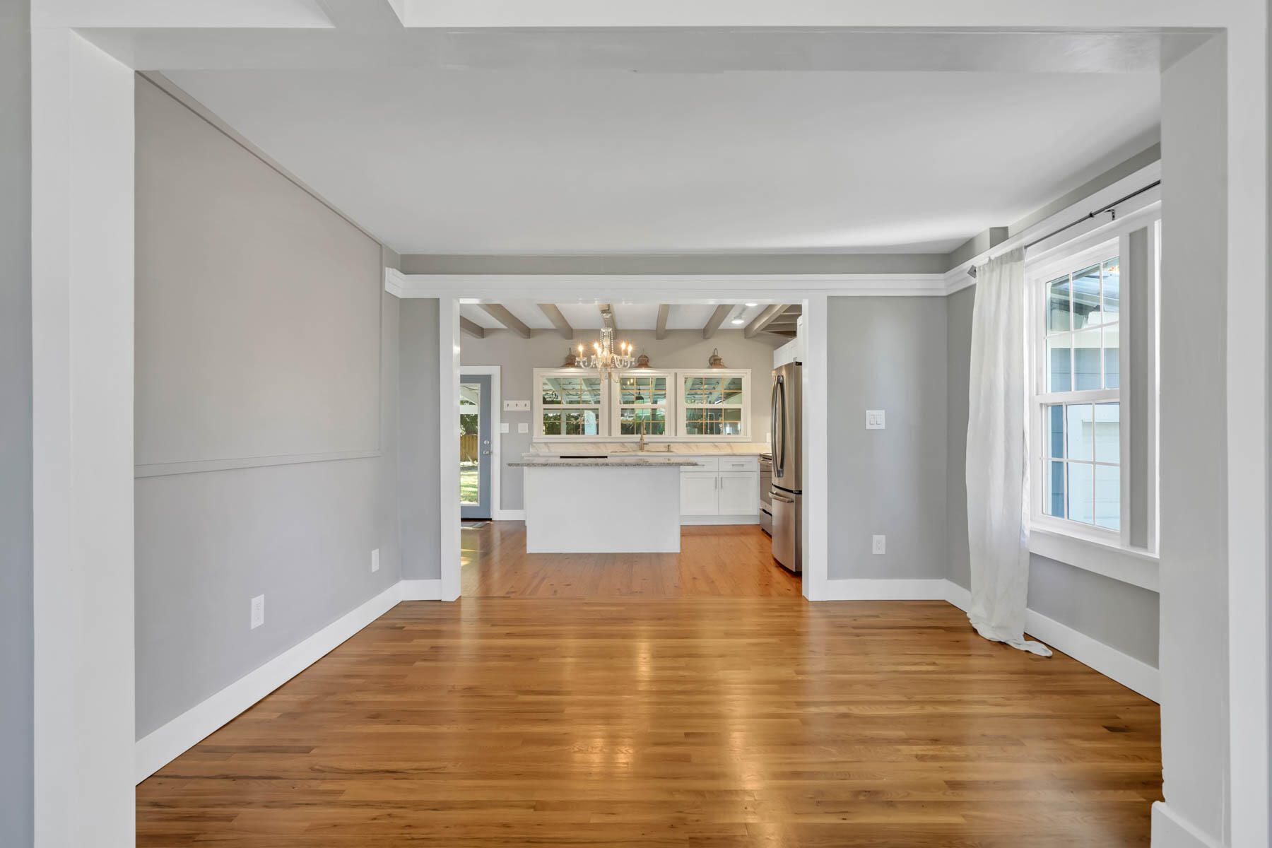 GARNIER BEACH - Residential