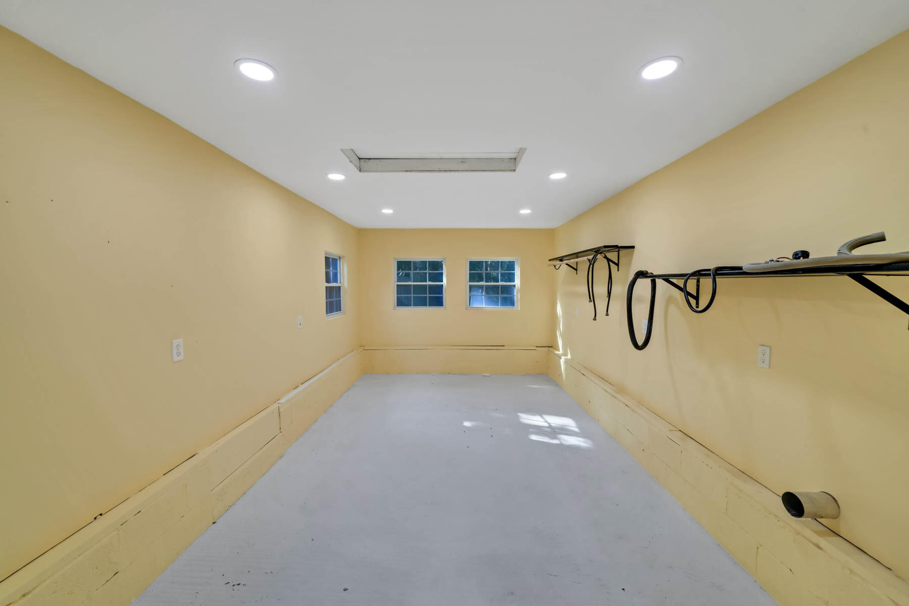 GARNIER BEACH - Residential
