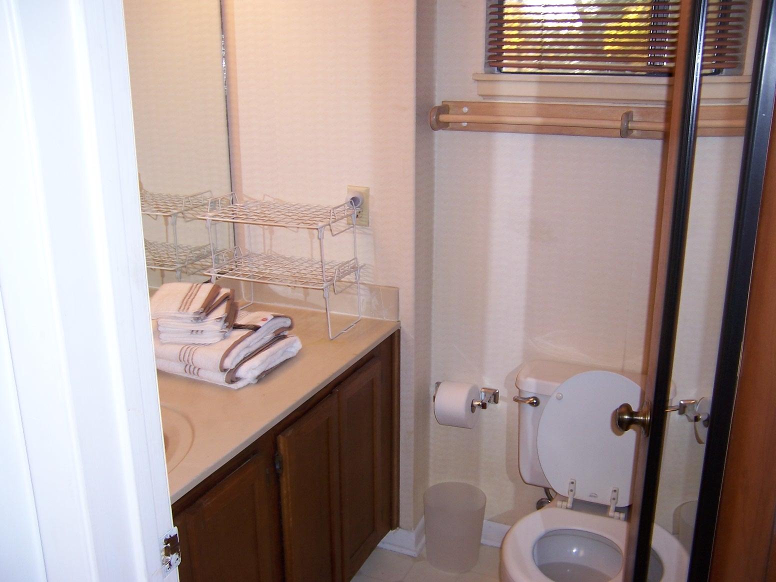 MARINA VILLAS CONDO AT BLUEWATER BAY - Residential Lease