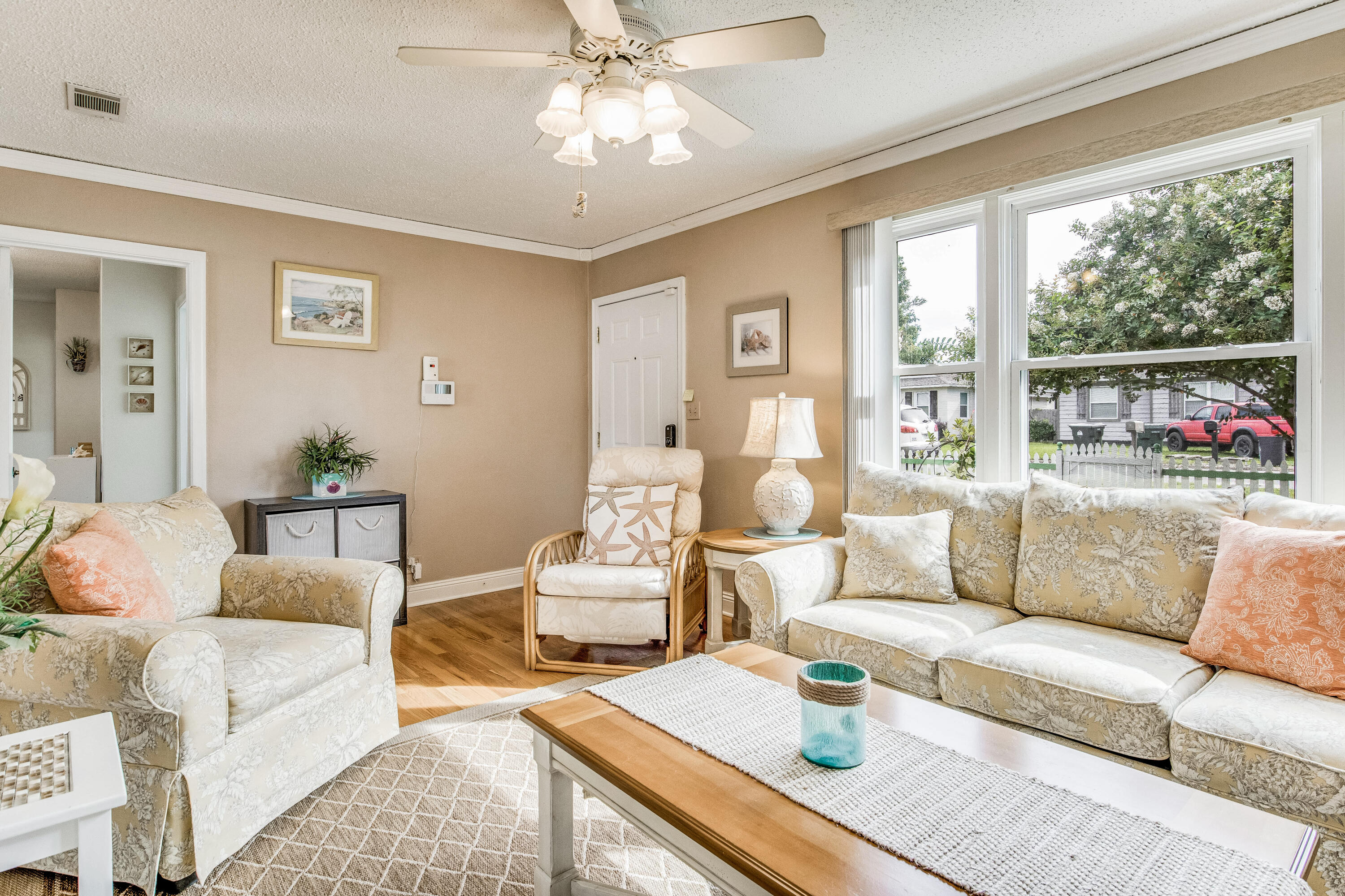 NAVY POINT - Residential