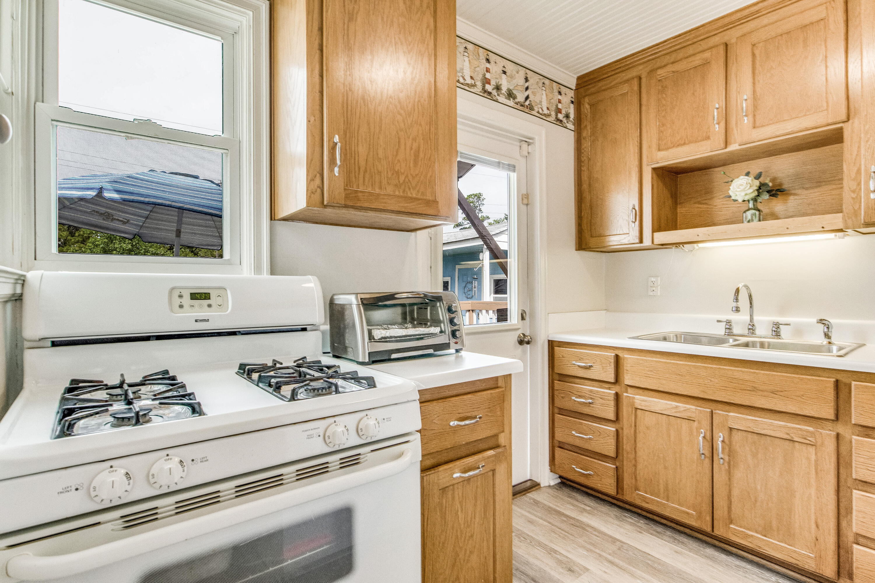 NAVY POINT - Residential