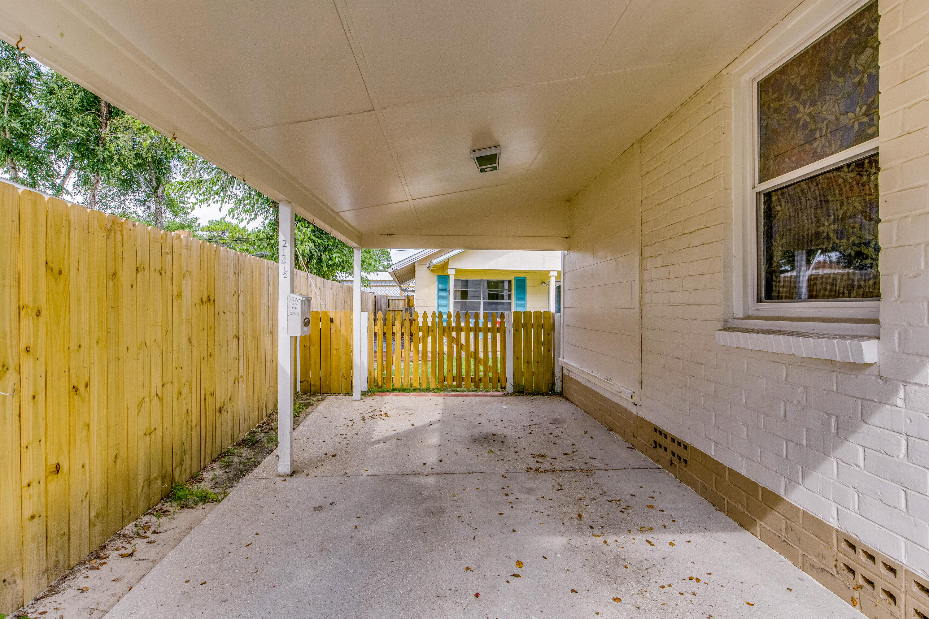 NAVY POINT - Residential