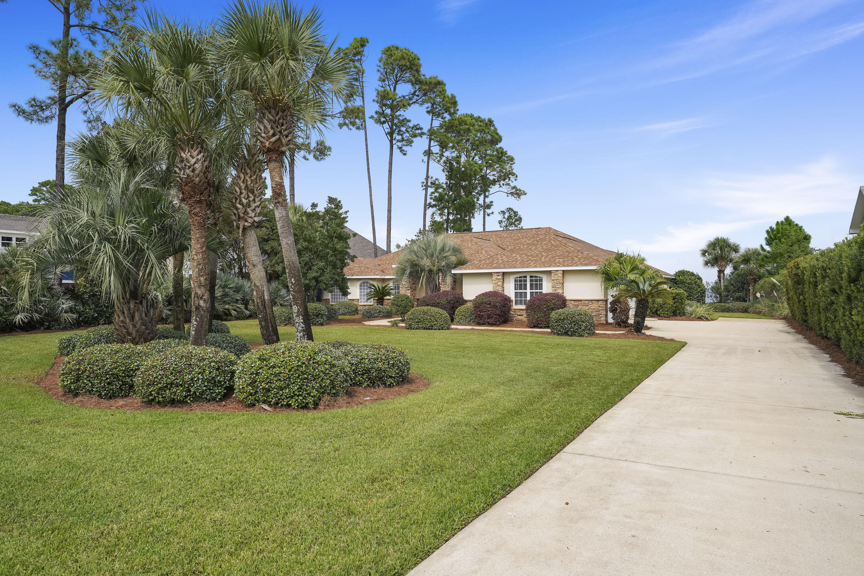 FLAMINGO BEACH - Residential