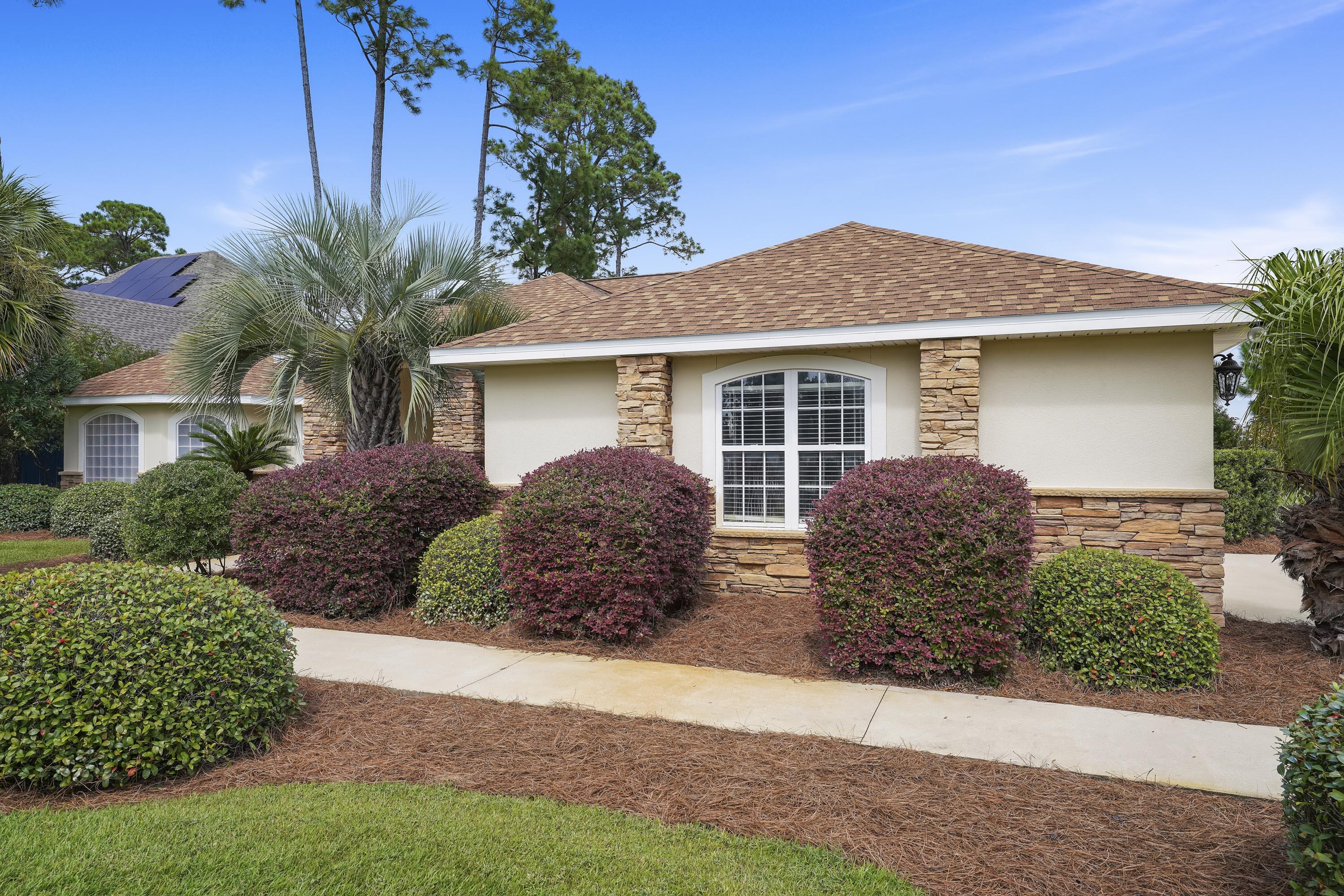FLAMINGO BEACH - Residential