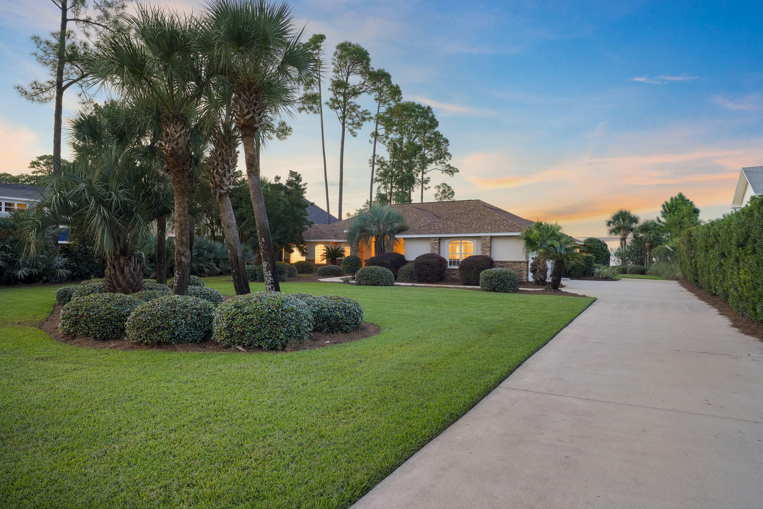 FLAMINGO BEACH - Residential