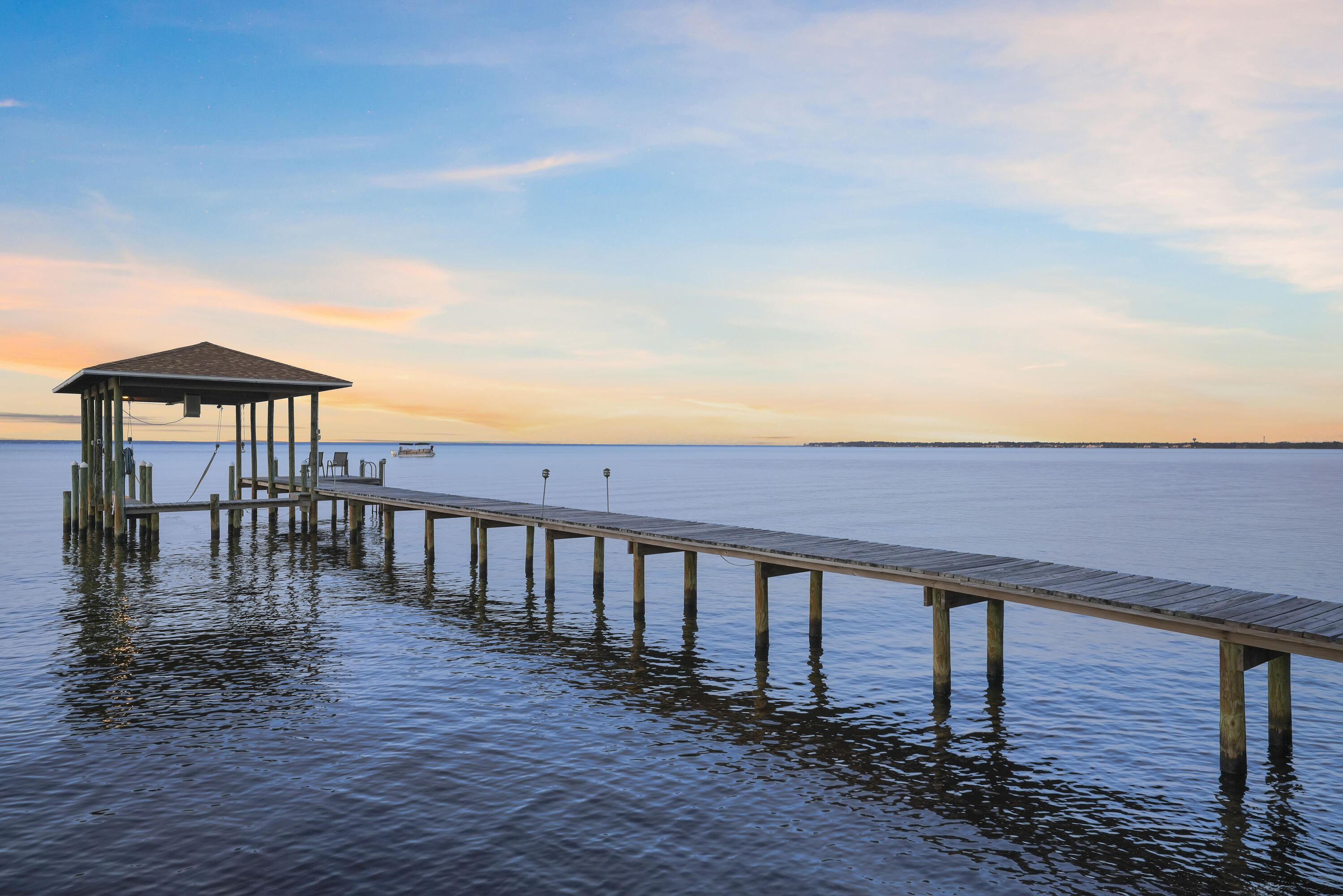 FLAMINGO BEACH - Residential