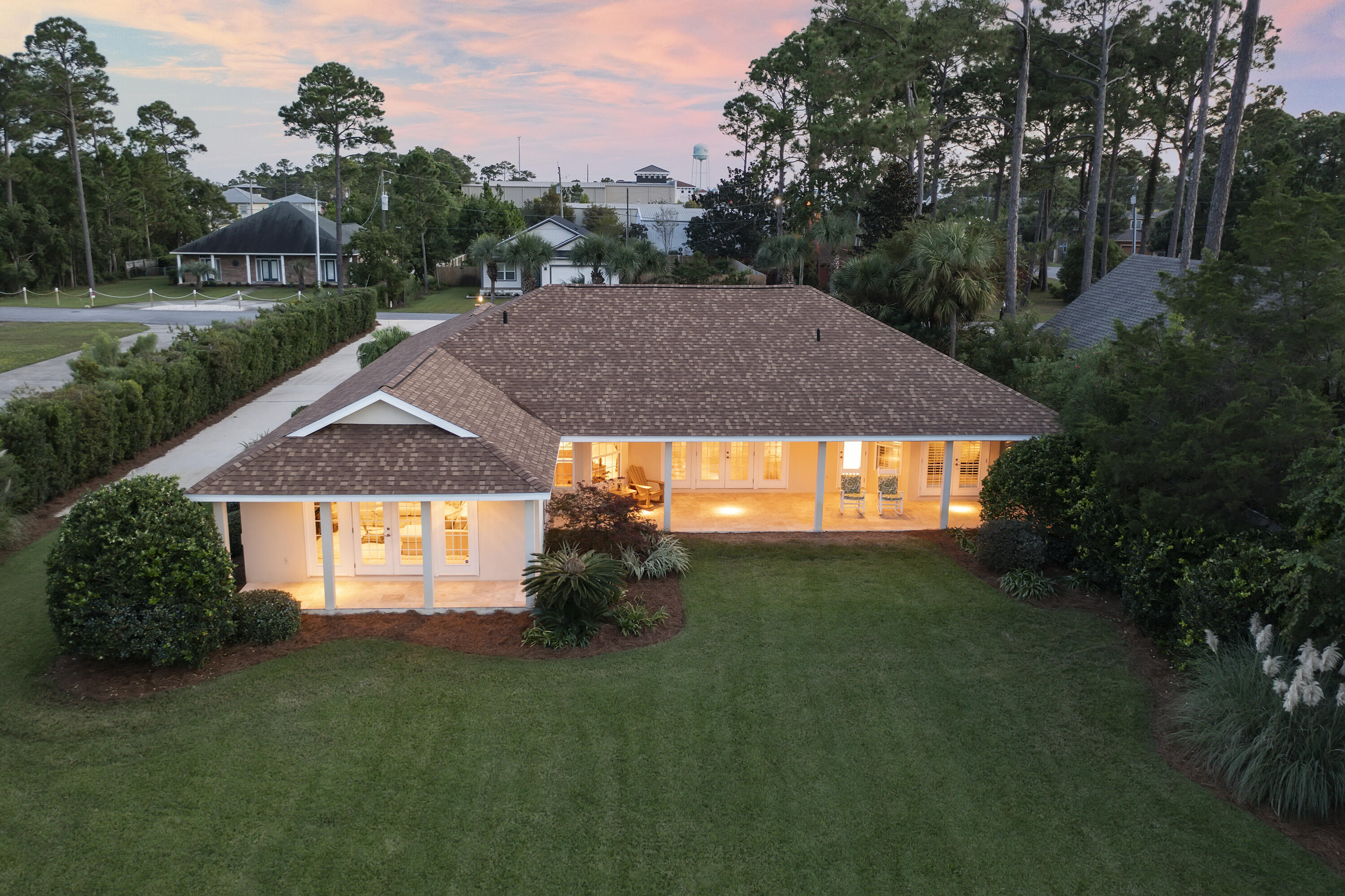 FLAMINGO BEACH - Residential