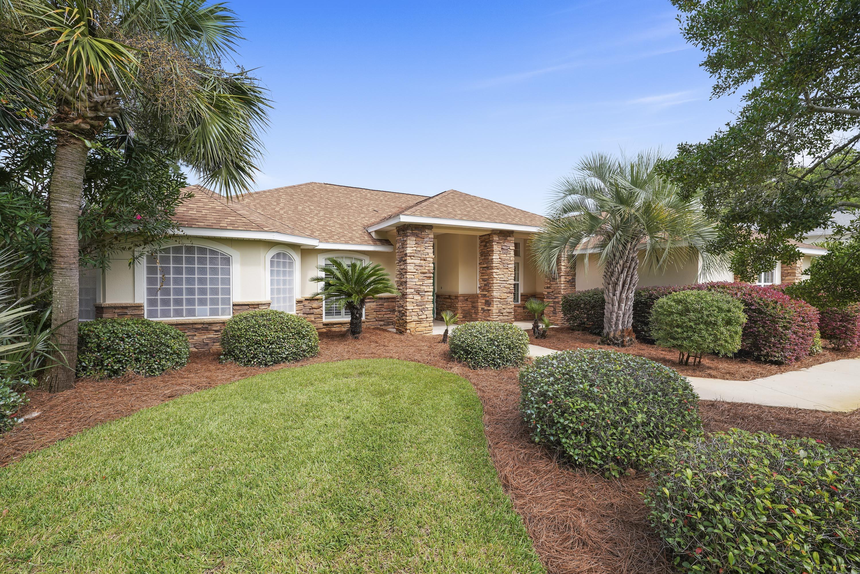 FLAMINGO BEACH - Residential