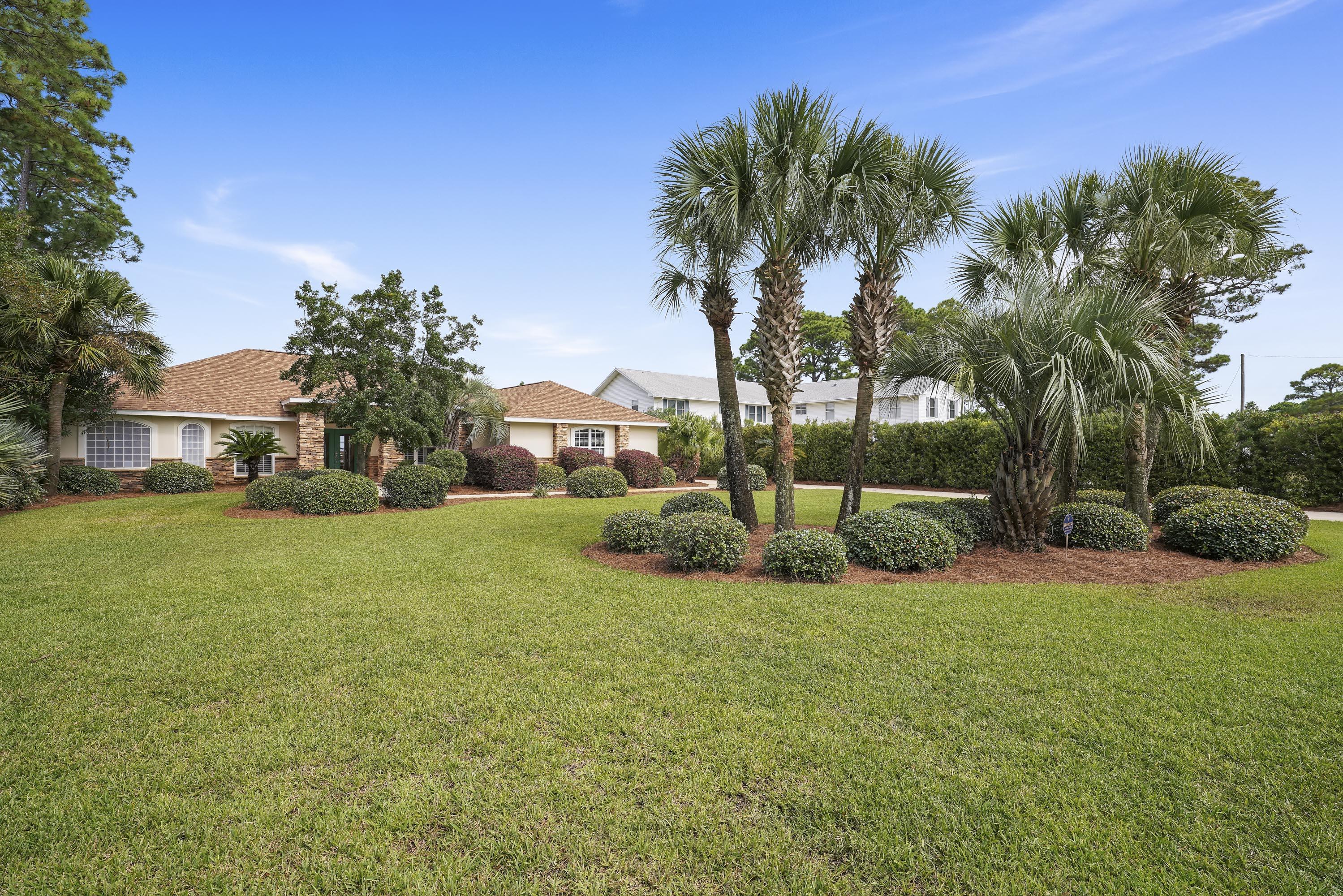 FLAMINGO BEACH - Residential
