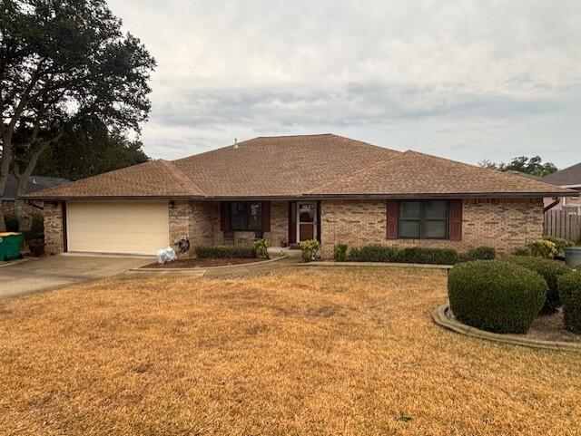 Lovely 3BR/2BA brick home with covered deck overlooking crystal-clear pool!  Immaculately maintained!