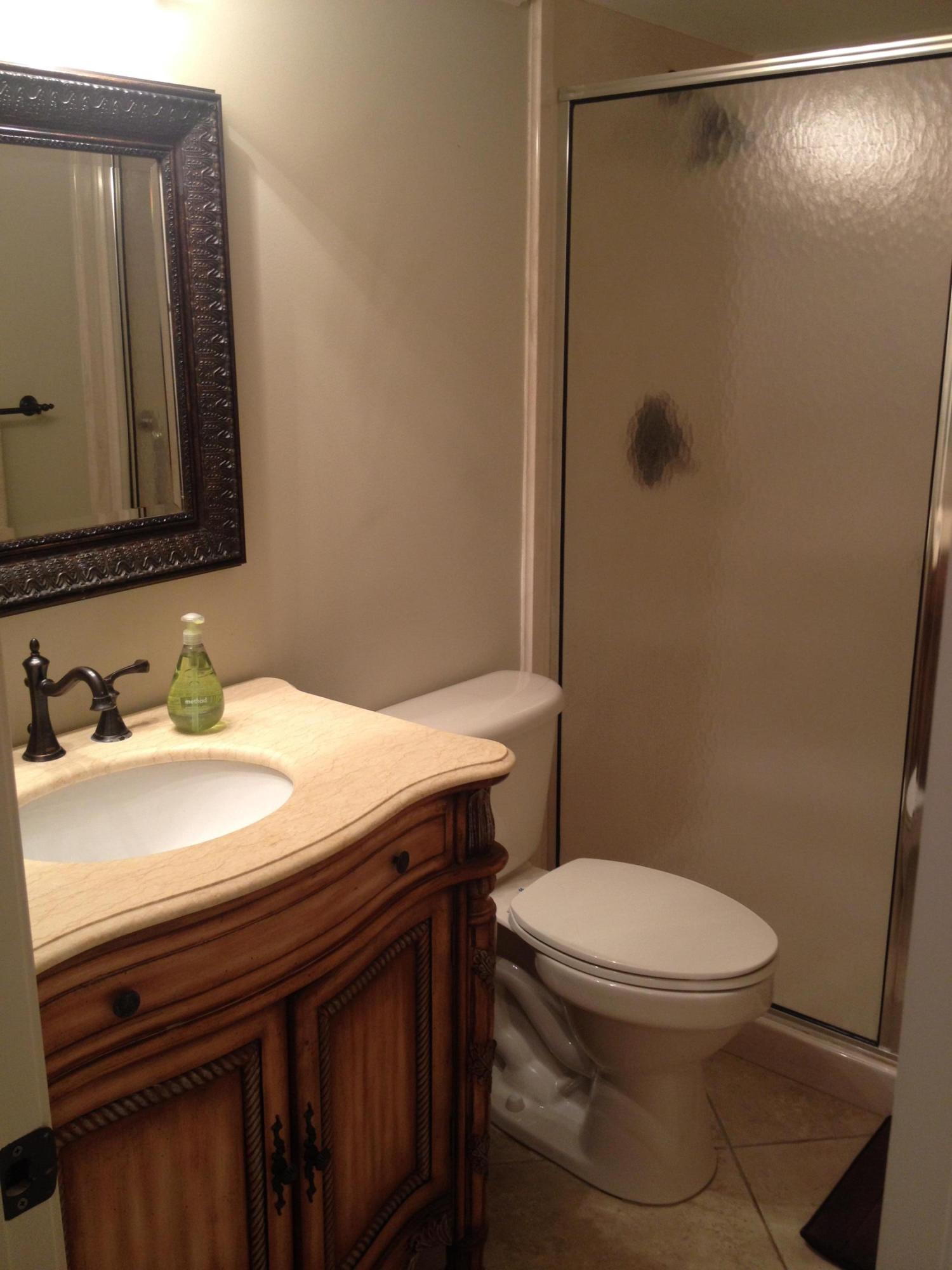 Valencia Condominiums - Residential Lease