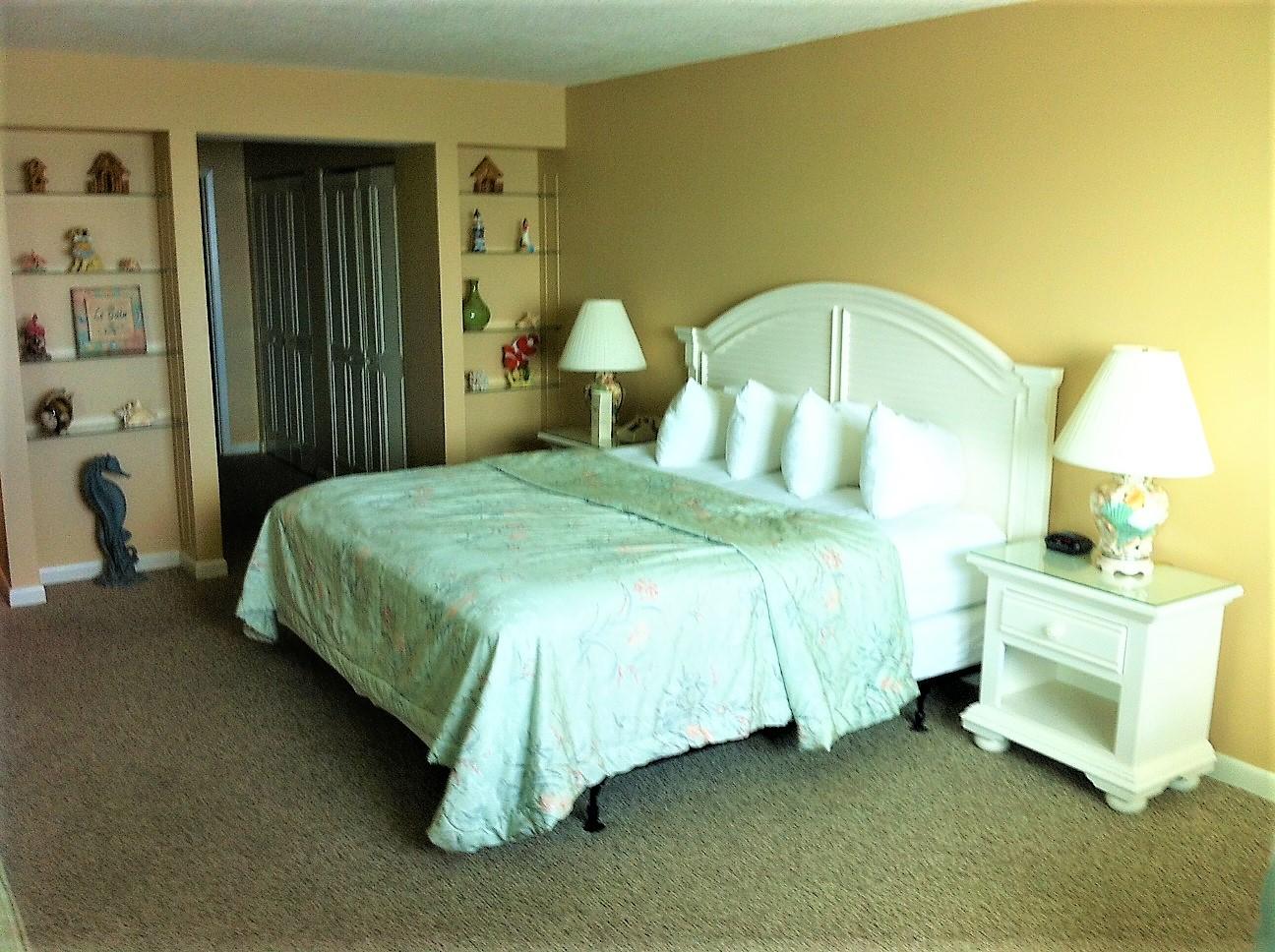 BREAKERS OF FWB PH 1 - Residential