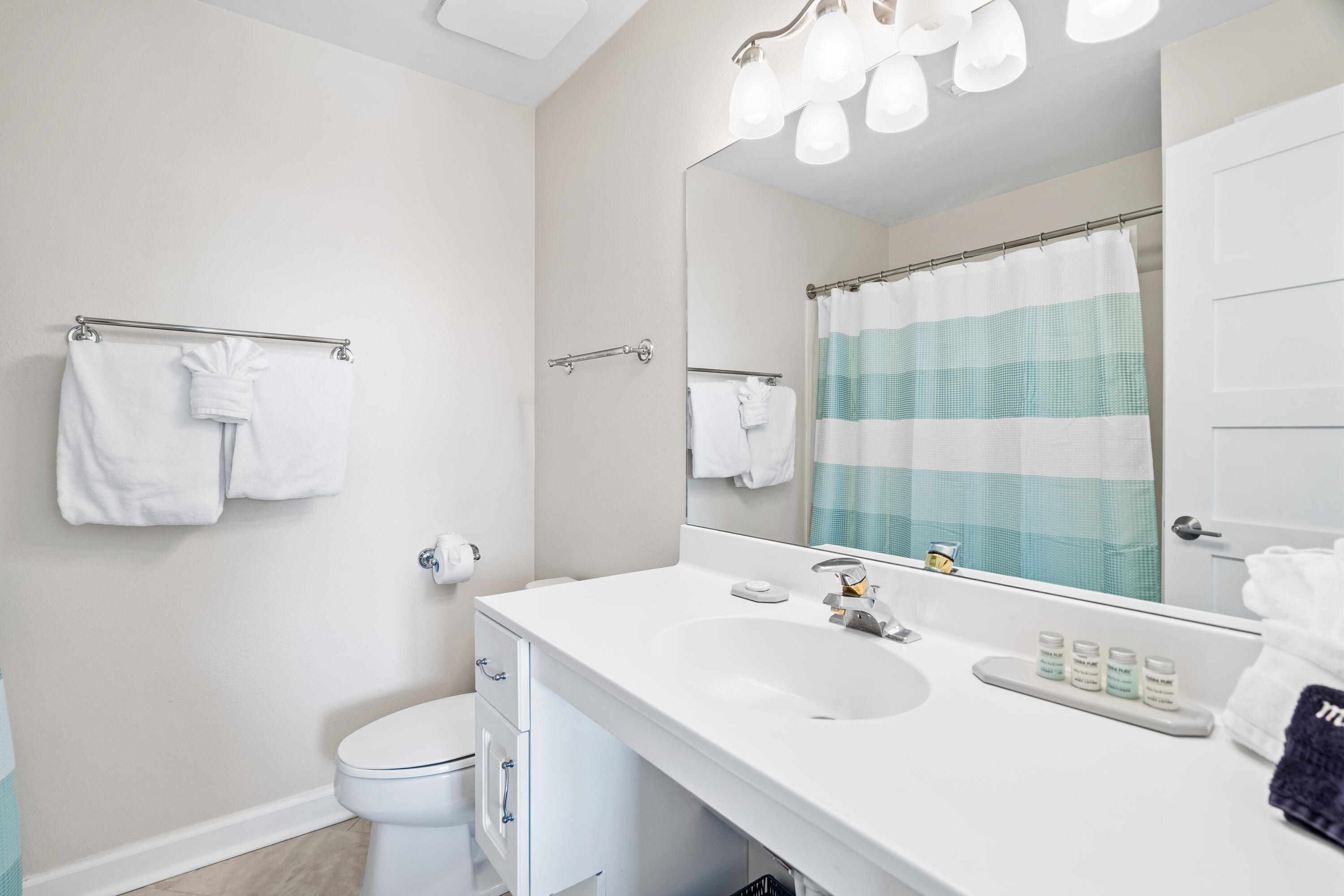 INN AT BLUE MOUNTAIN BEACH - Residential